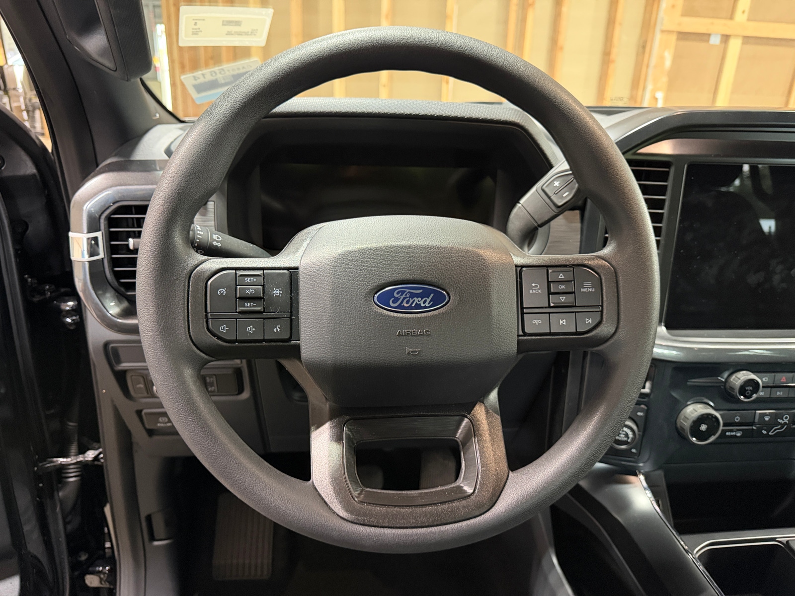 Thumbnail: 2025 Ford Econoline - 5