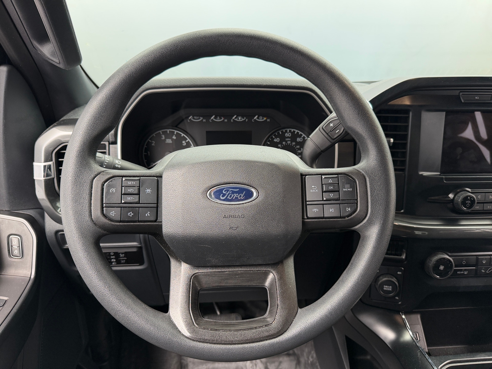 Thumbnail: 2023 Ford Econoline - 5