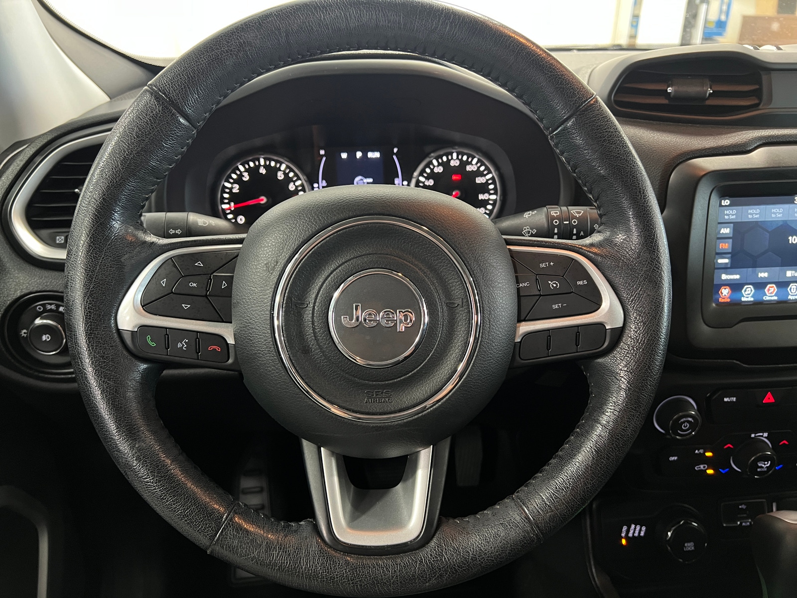 Thumbnail: 2020 Jeep Renegade - 5
