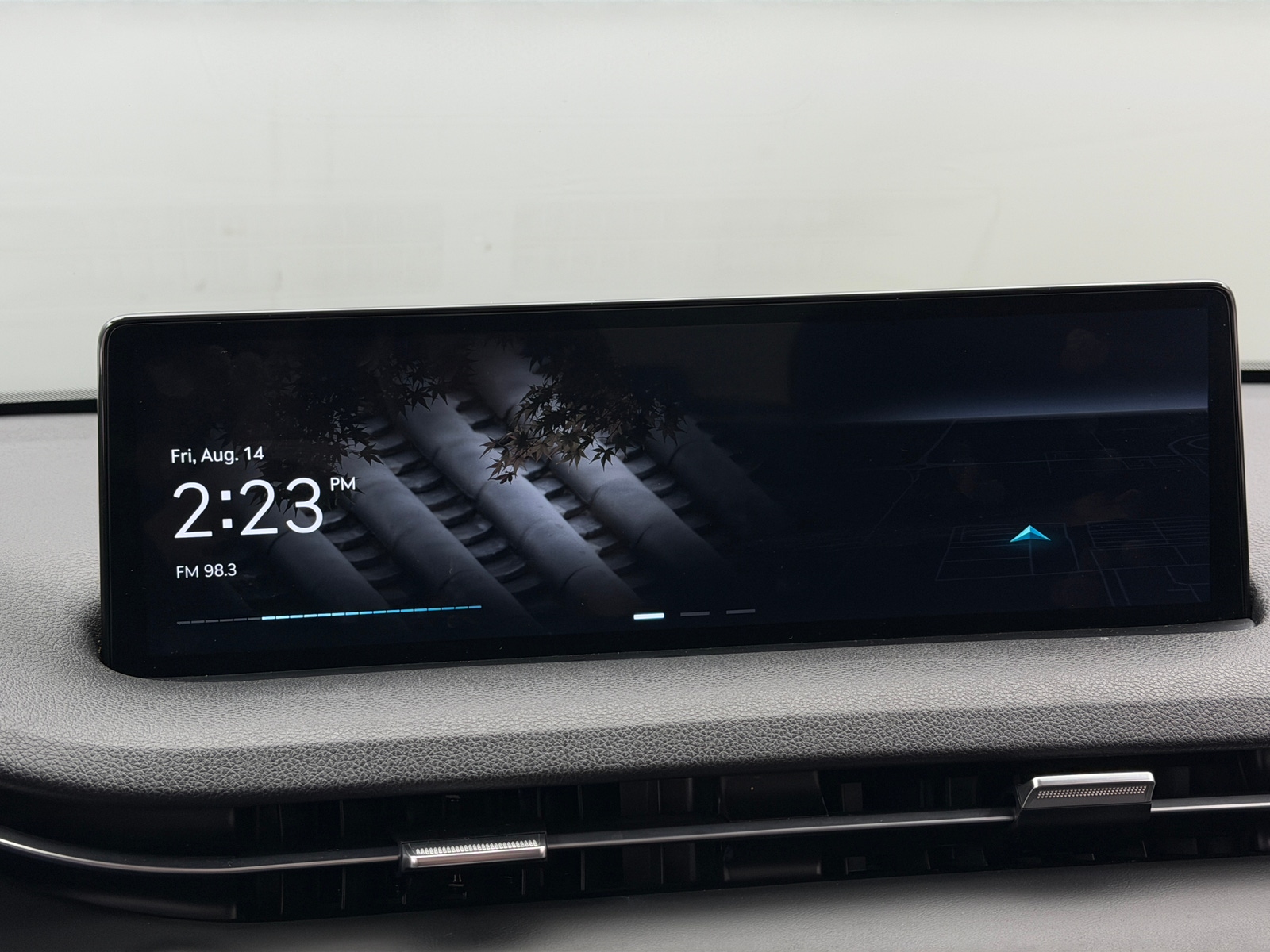 Thumbnail: 2025 Genesis GV70 - 3
