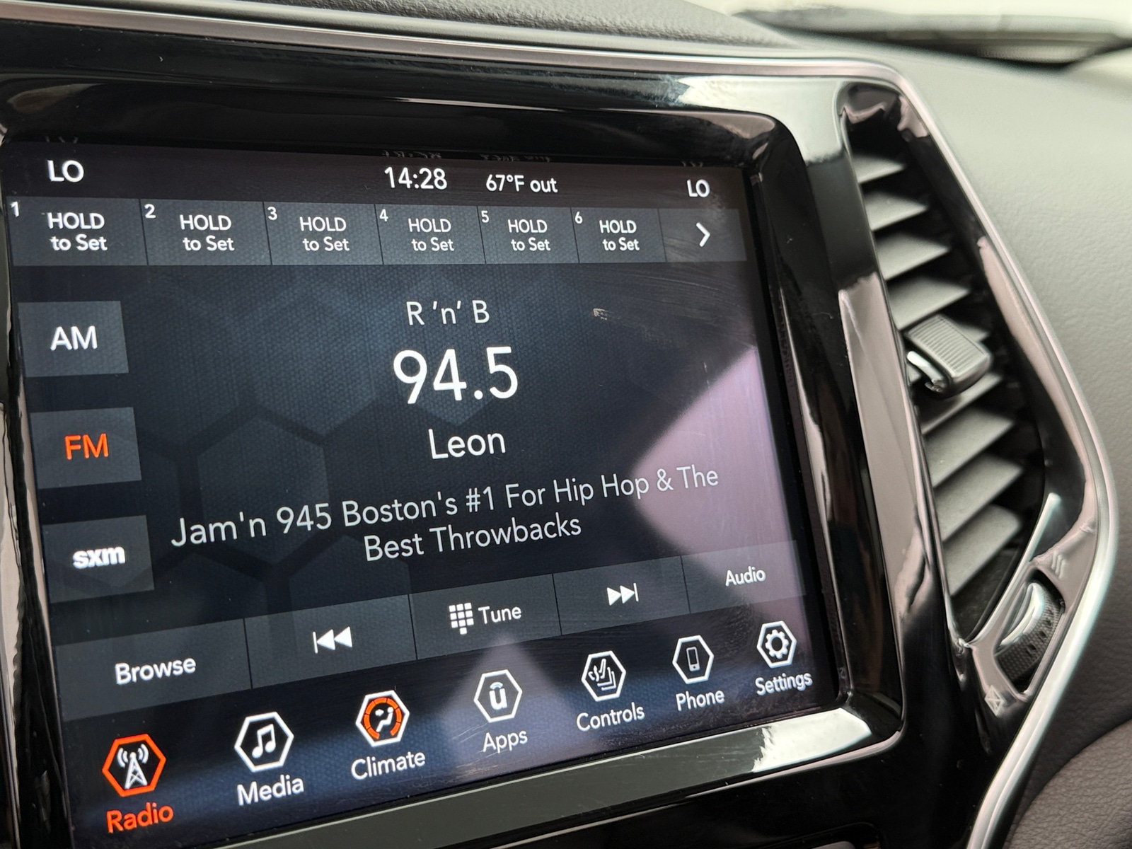 Thumbnail: 2021 Jeep Cherokee - 3