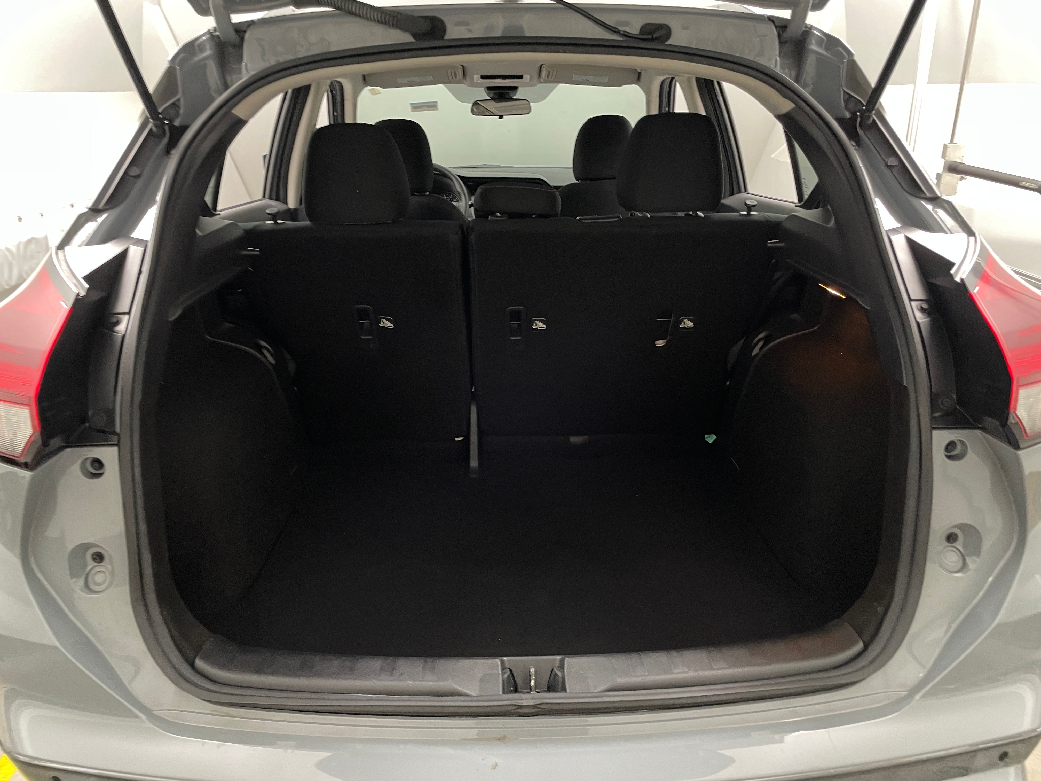 2021 Nissan Kicks SV - Photo 7