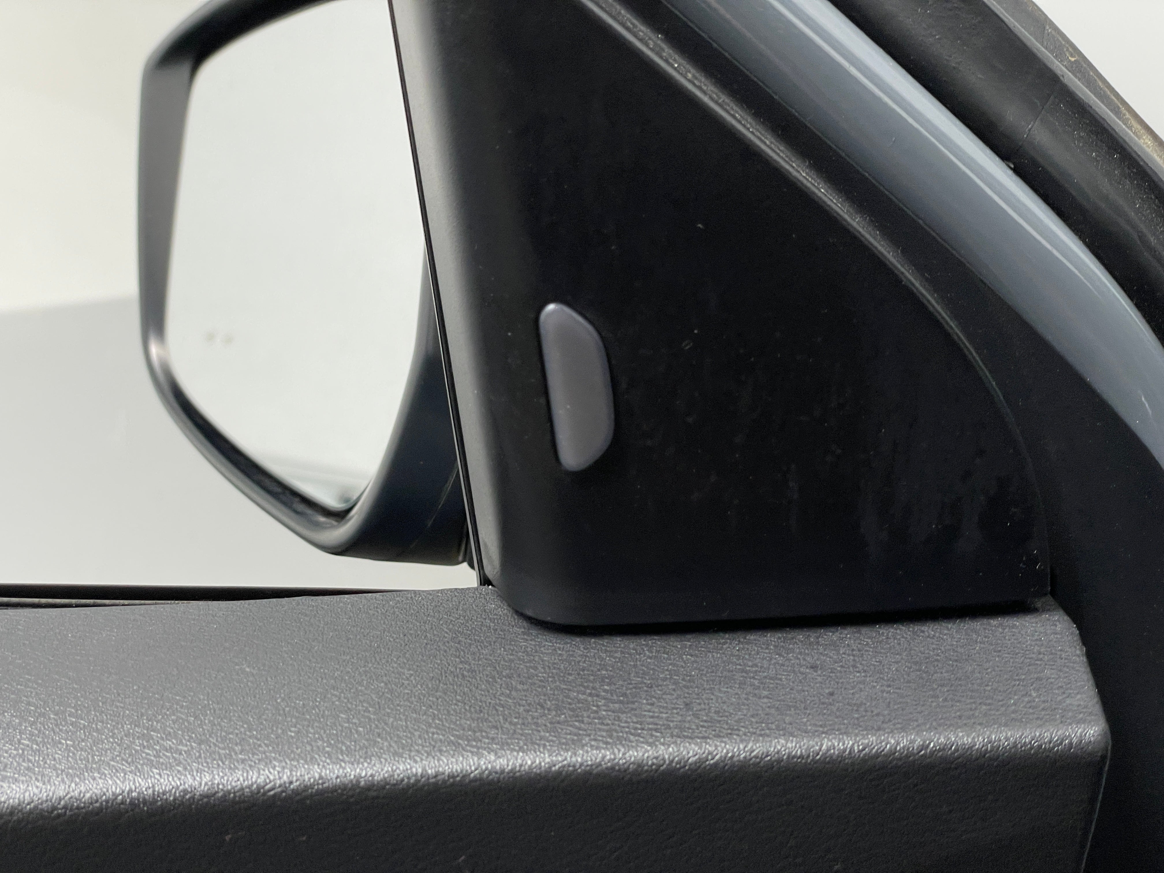 2021 Nissan Kicks SV - Photo 8