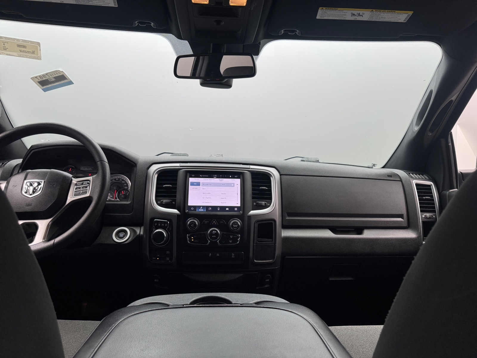 Thumbnail: 2022 RAM 1500 Classic - 3