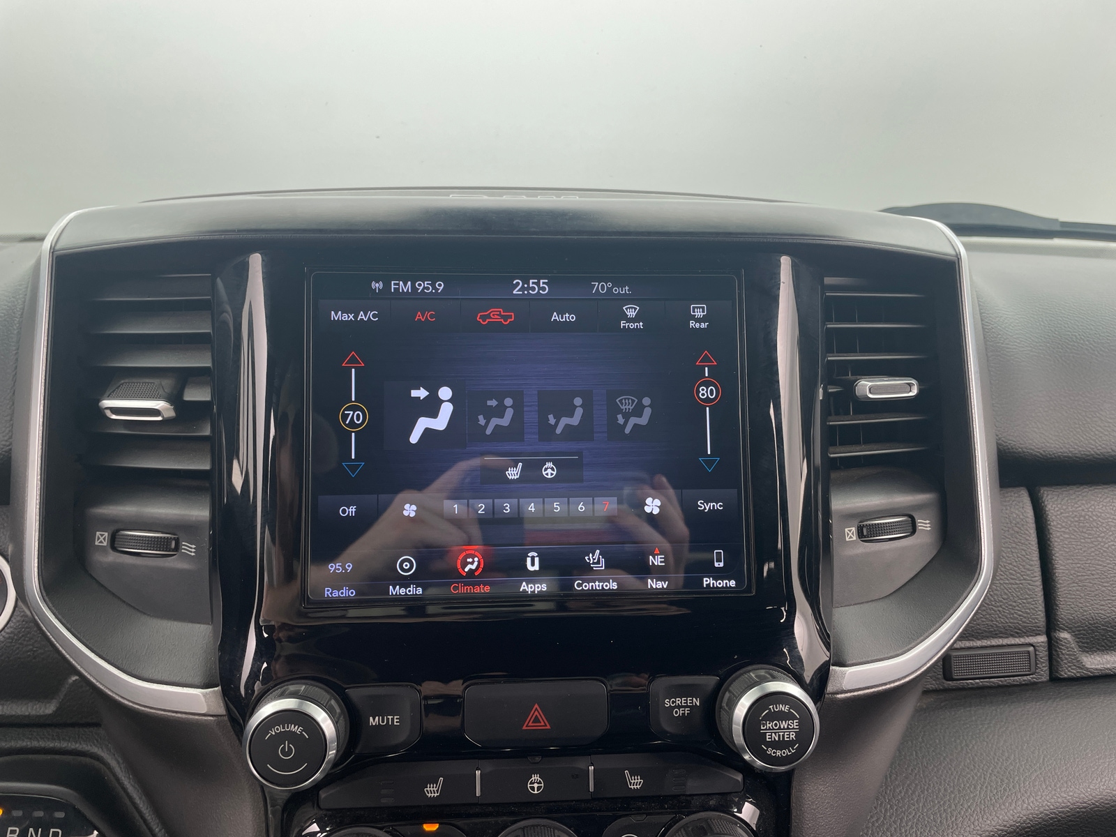 Thumbnail: 2019 RAM 1500 - 4