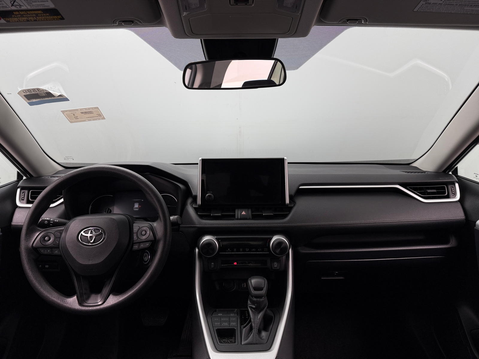 Thumbnail: 2025 Toyota RAV4 - 3