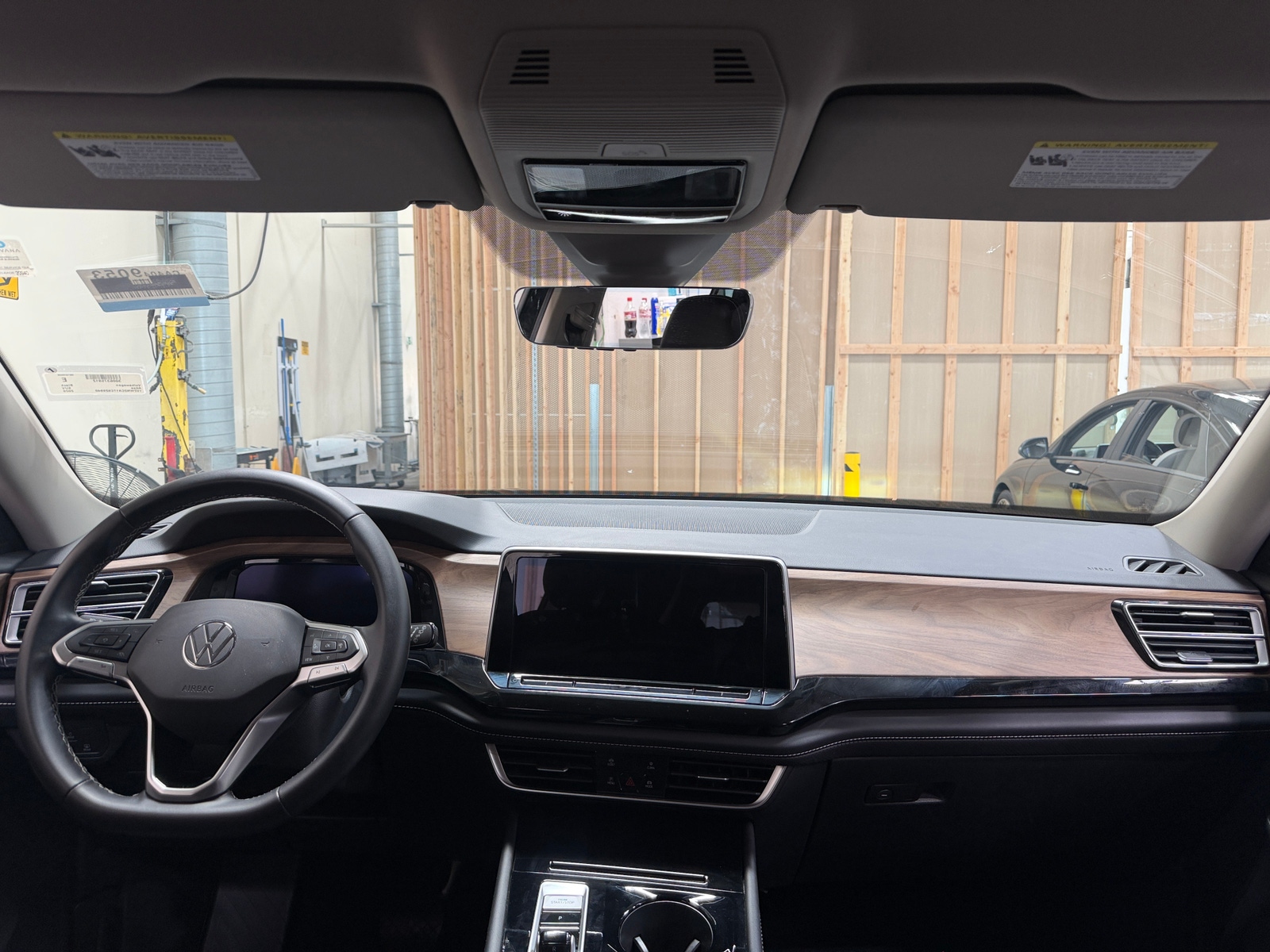 Thumbnail: 2026 Volkswagen Atlas - 2