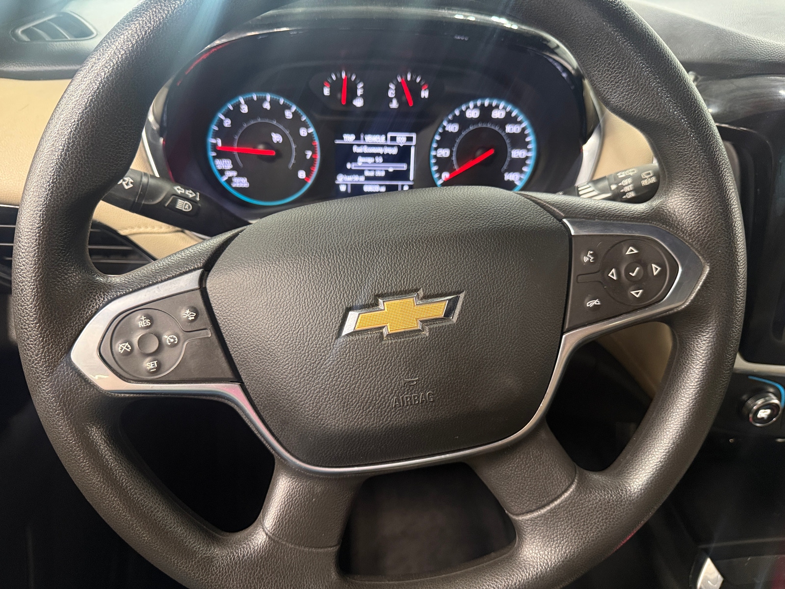 Thumbnail: 2022 Chevrolet Traverse - 5