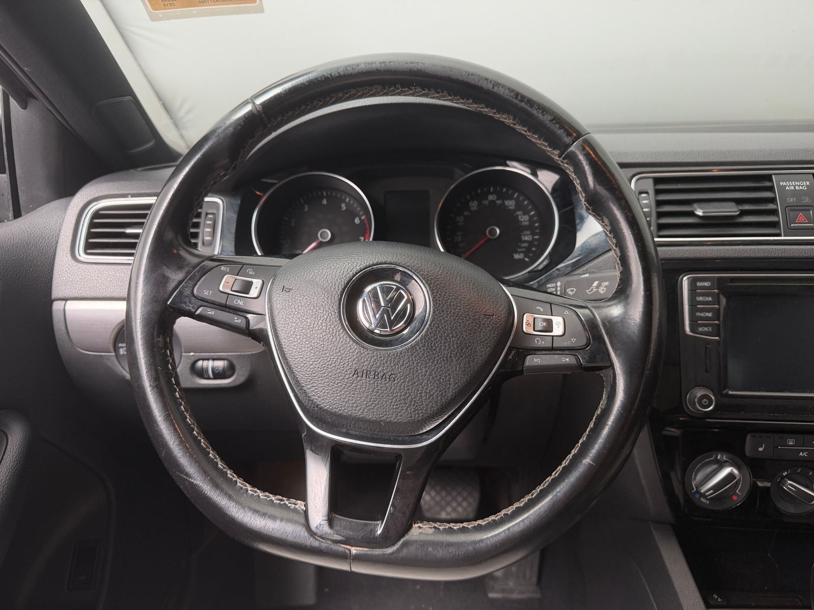 Thumbnail: 2016 Volkswagen Jetta - 5