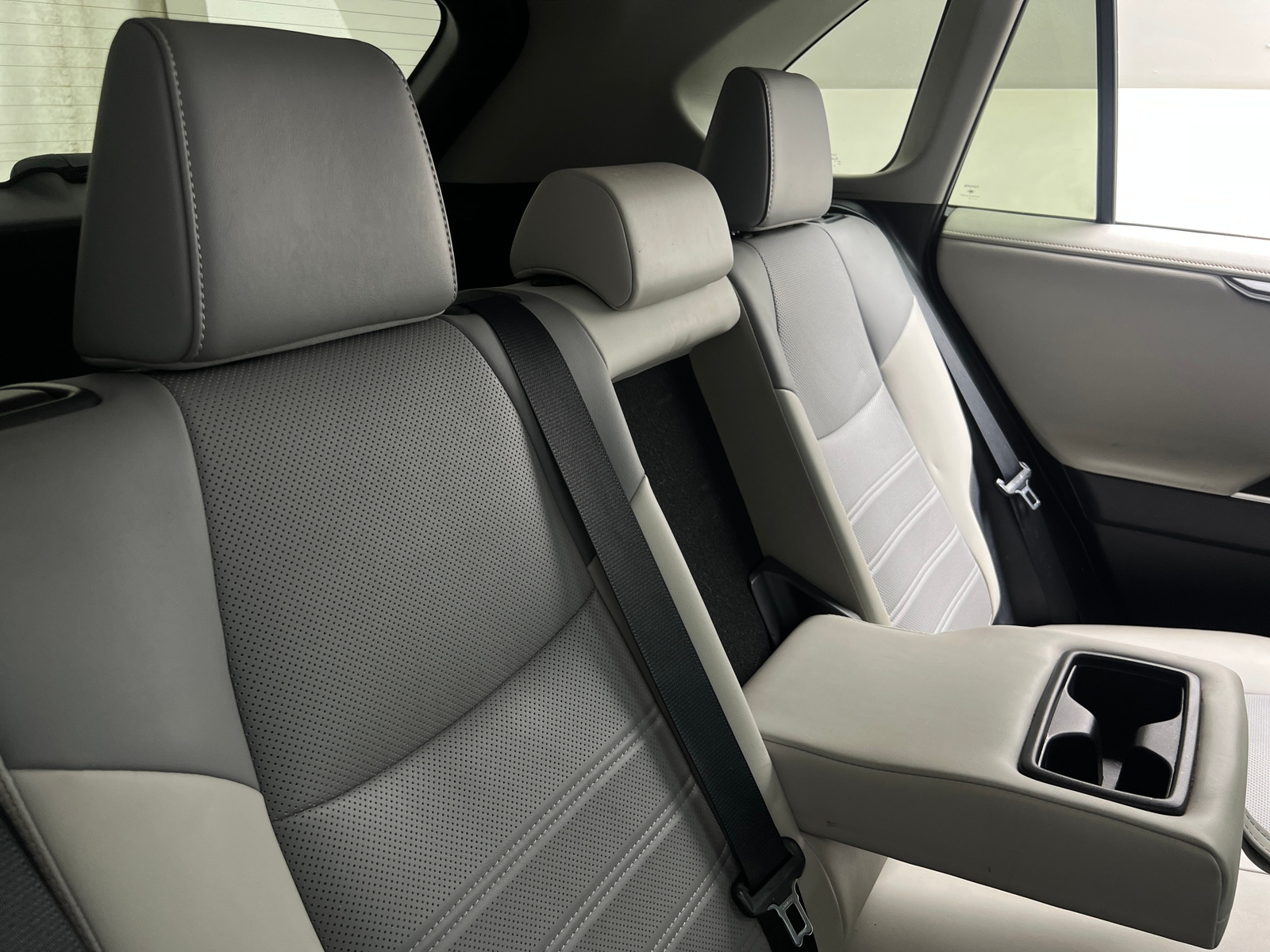 Thumbnail: 2019 Toyota RAV4 - 5