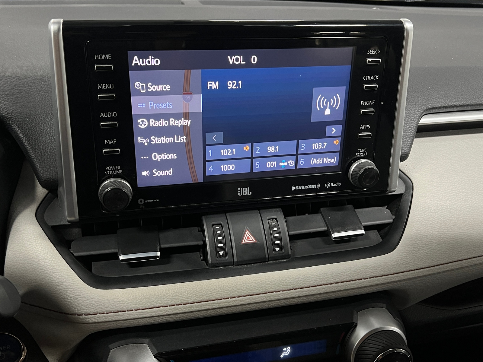 Thumbnail: 2019 Toyota RAV4 - 3