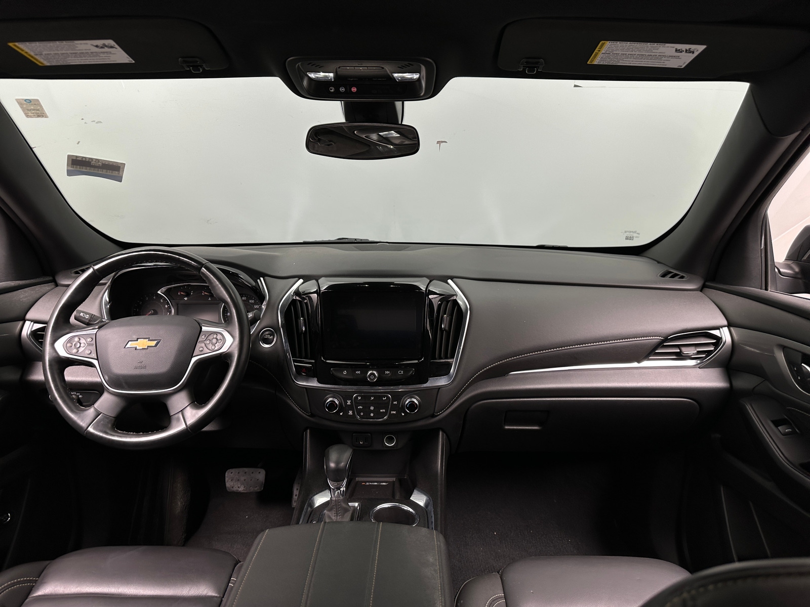 Thumbnail: 2023 Chevrolet Traverse - 2