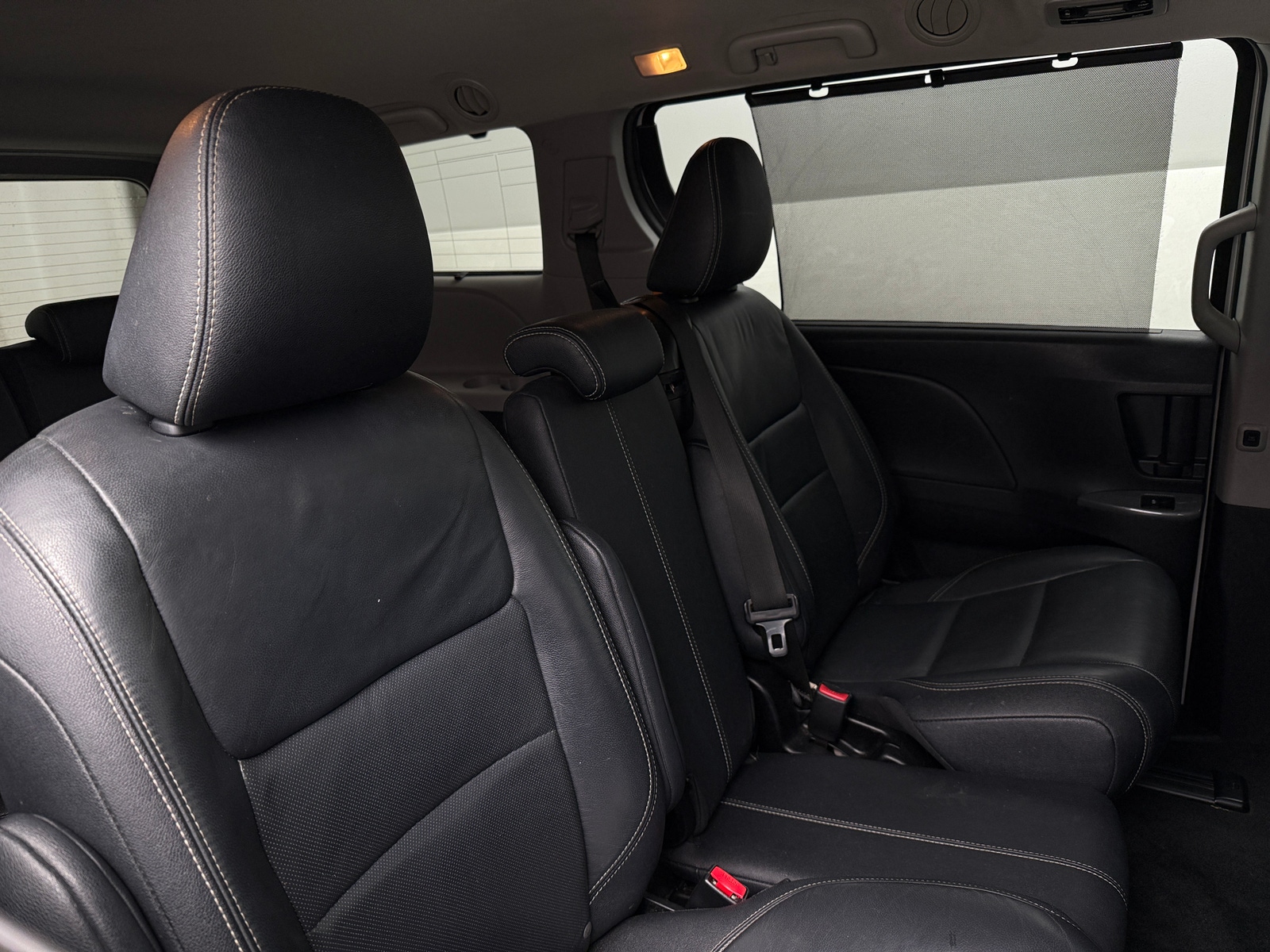 Thumbnail: 2017 Toyota Sienna - 5