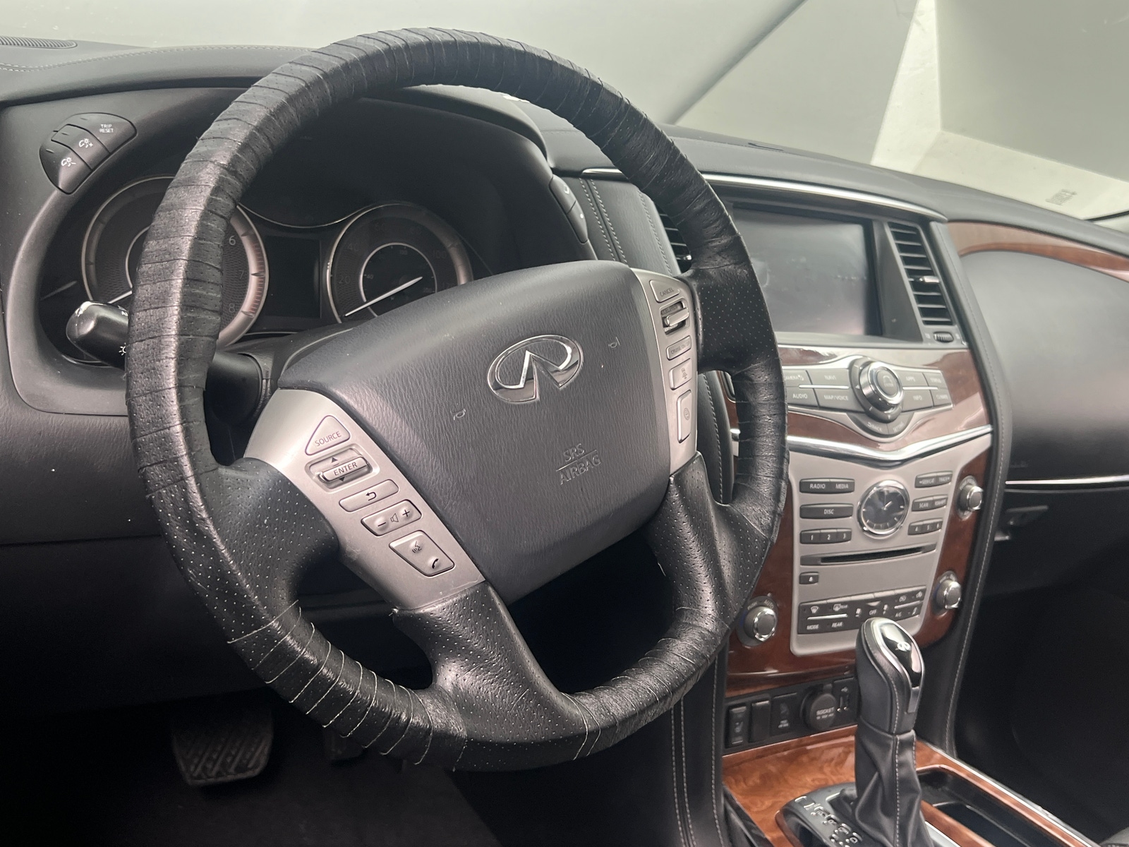 Thumbnail: 2019 INFINITI QX80 - 4