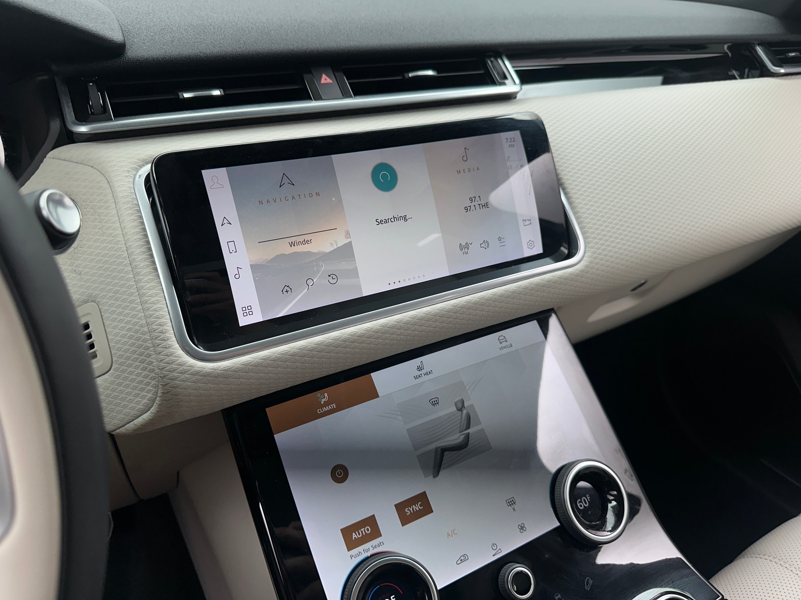 Thumbnail: 2023 Land Rover Range Rover Velar - 3