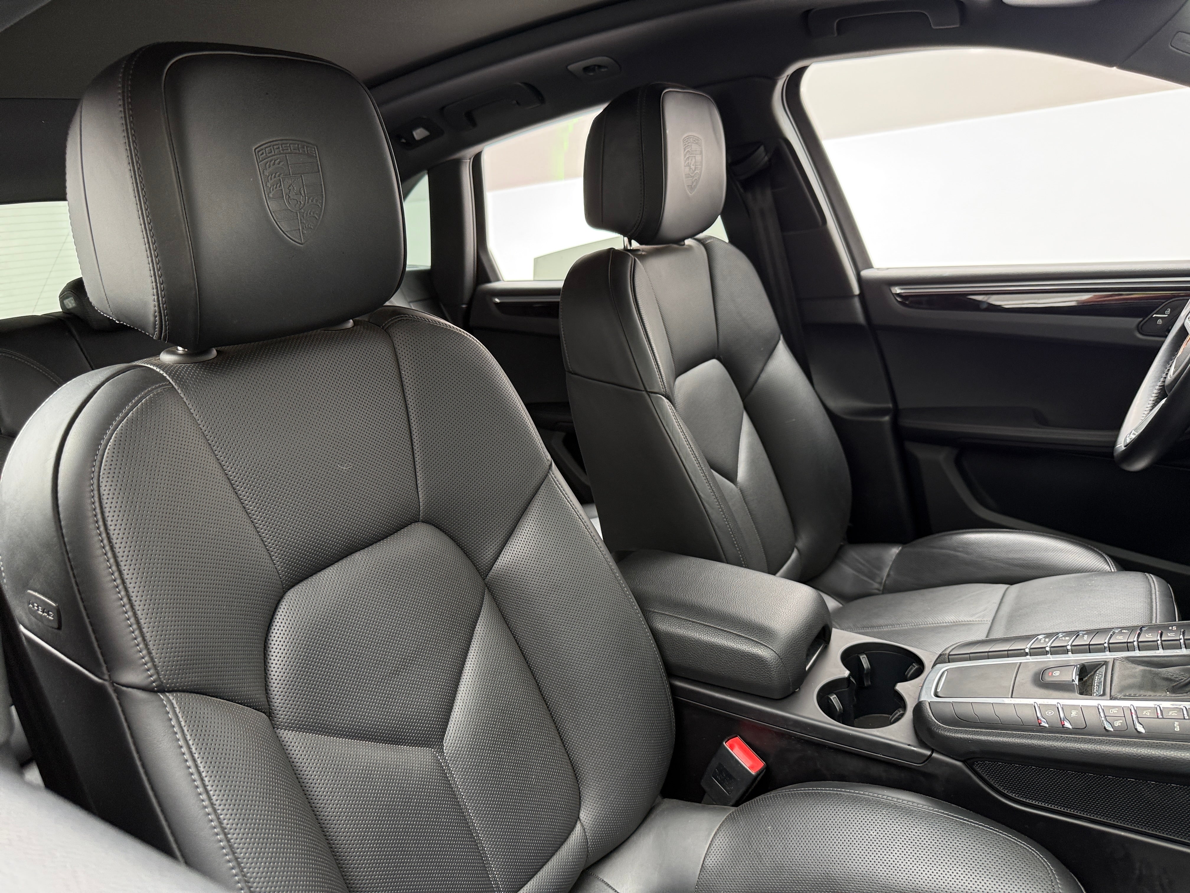 2021 Porsche Macan S