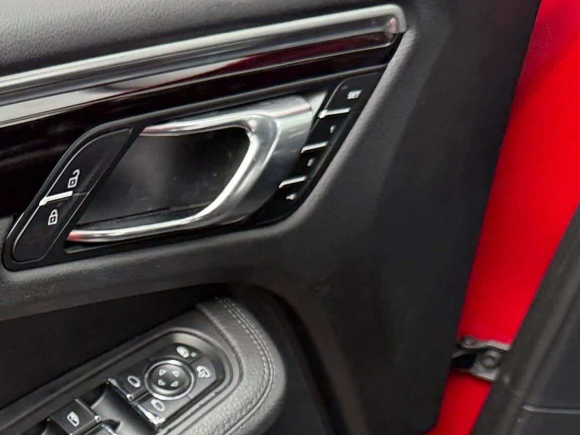 2021 Porsche Macan S - Photo 22
