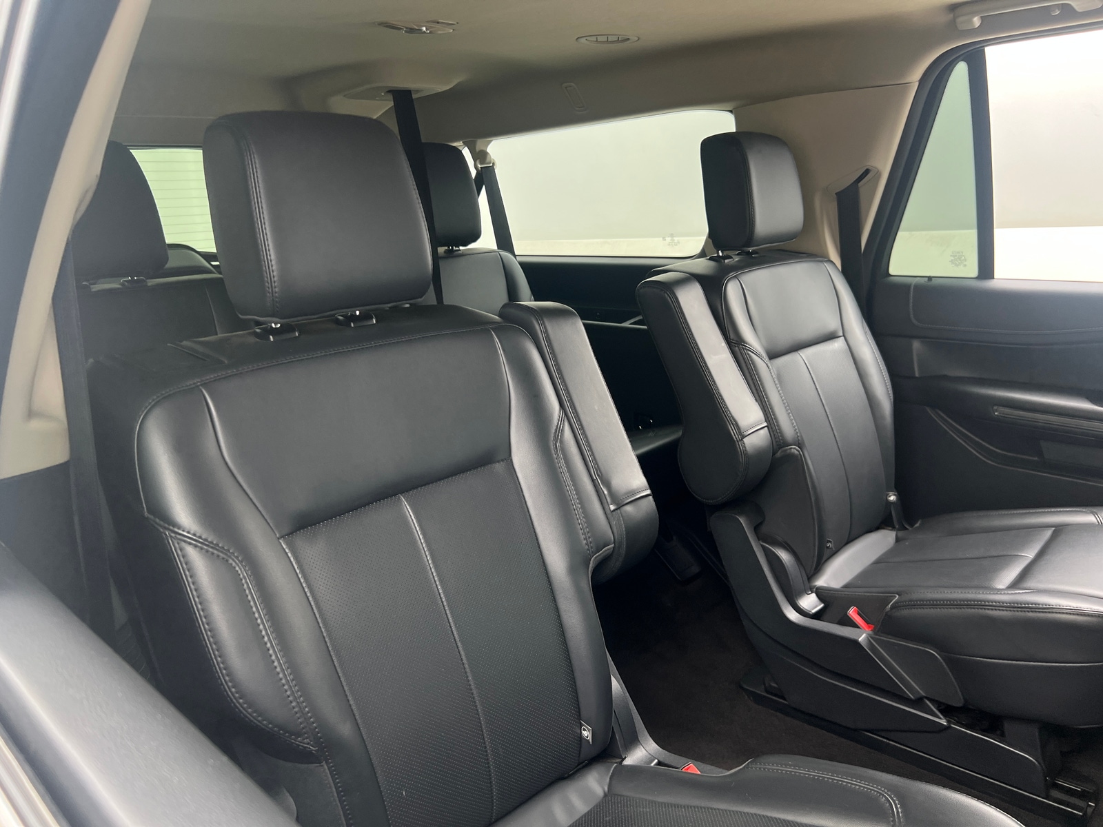Thumbnail: 2022 Ford Expedition MAX - 5
