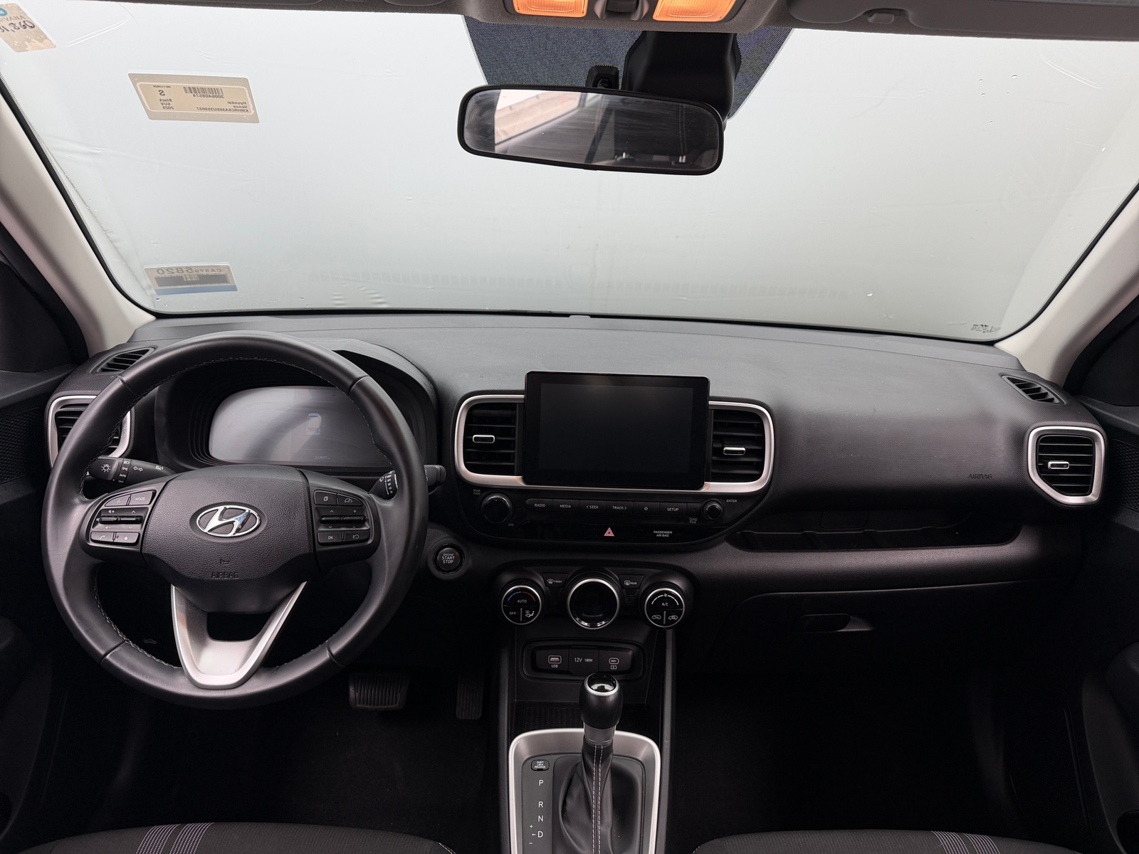 Thumbnail: 2025 Hyundai Venue - 3