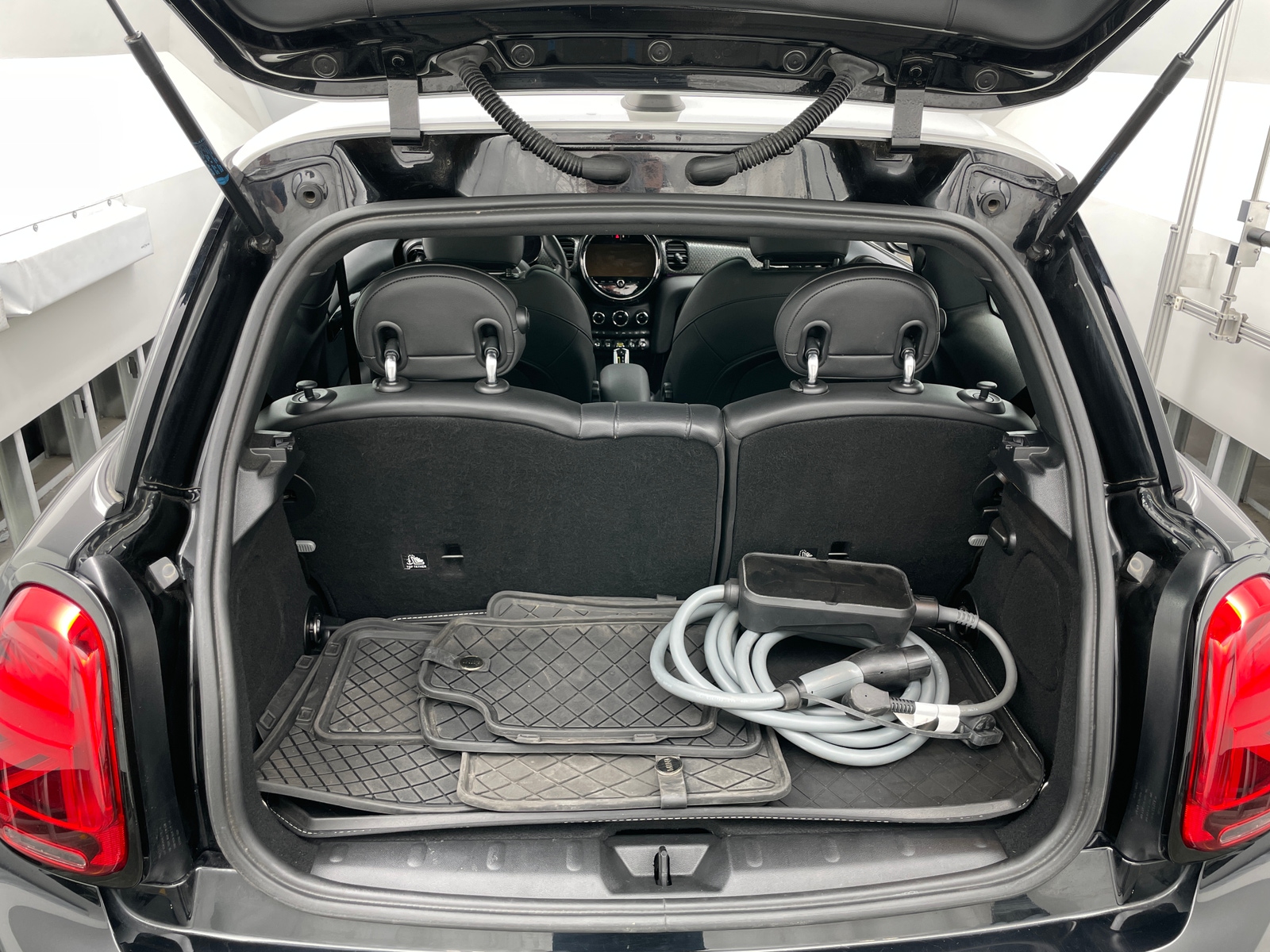 Thumbnail: 2024 MINI Cooper Hardtop - 6