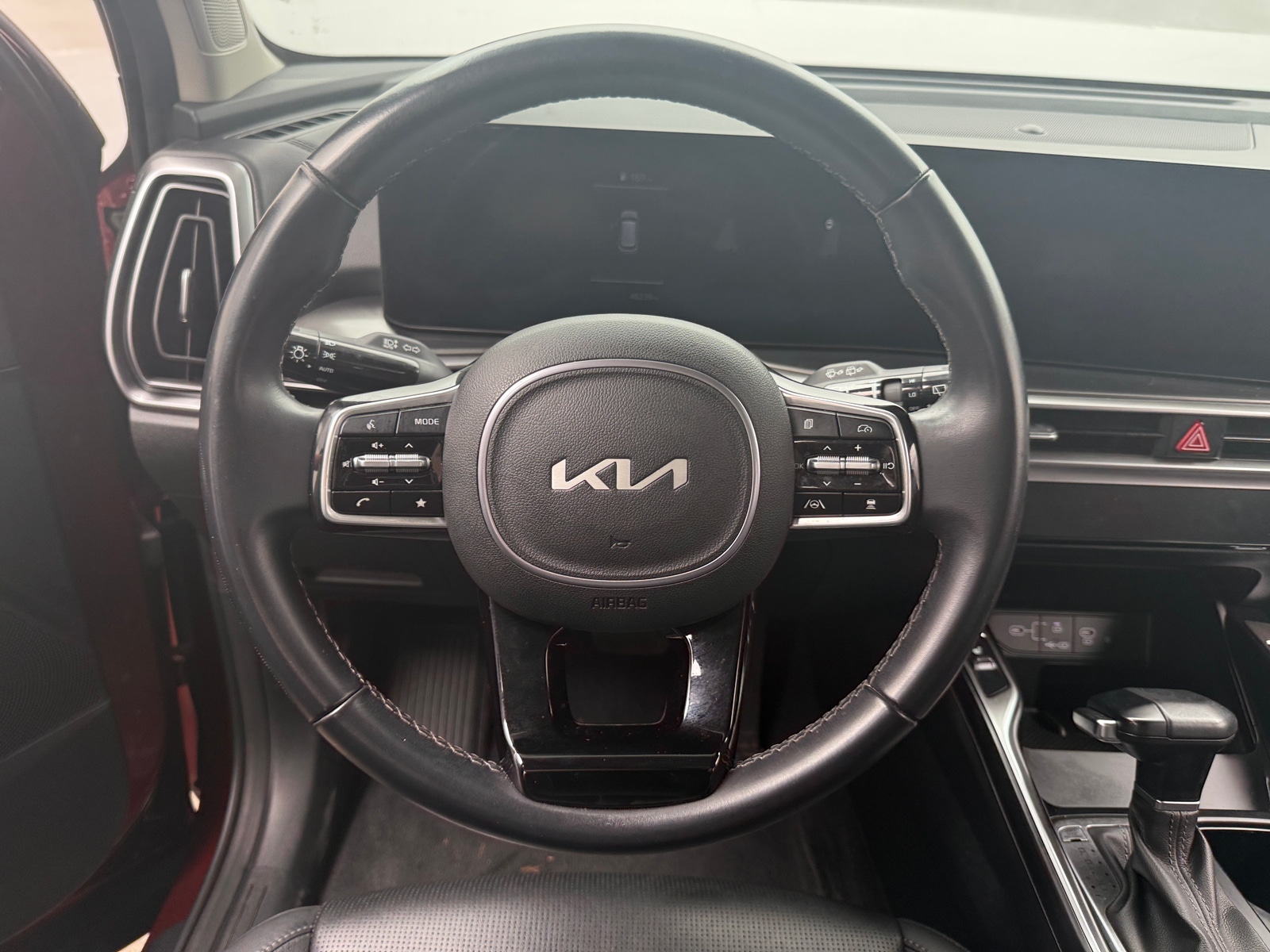 Thumbnail: 2025 Kia Sorento - 4