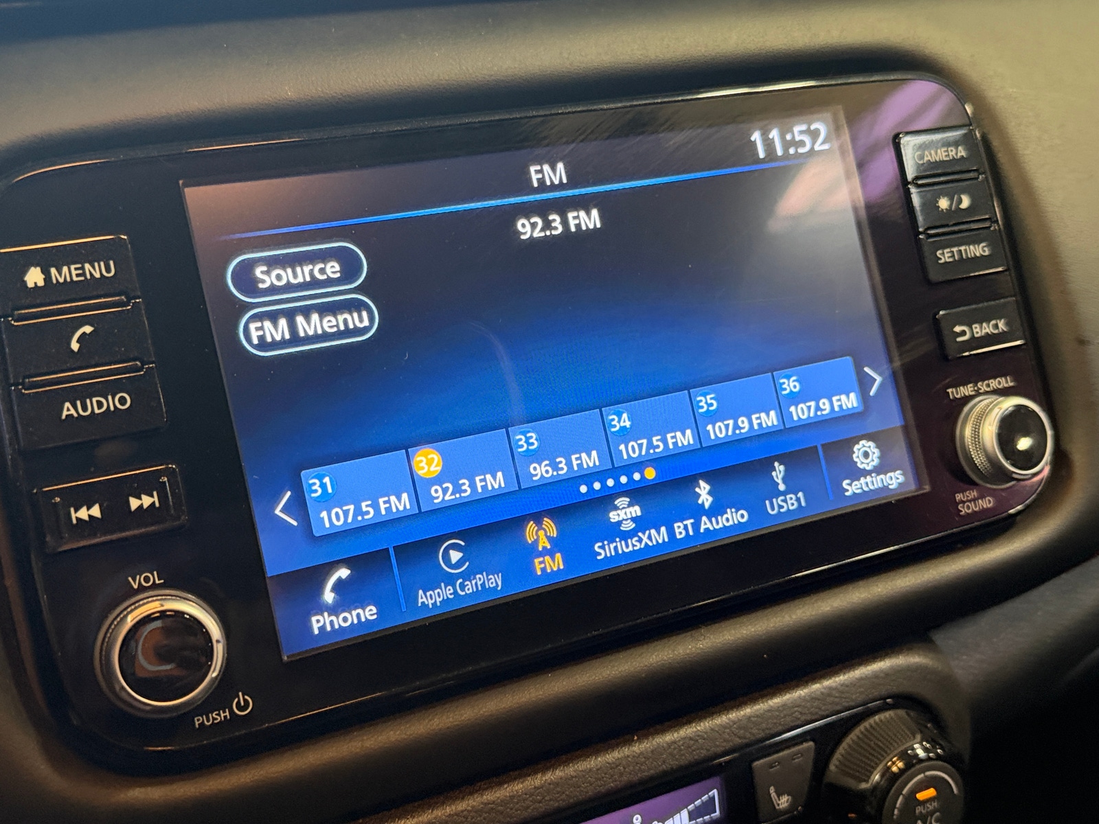 Thumbnail: 2021 Nissan Kicks - 3
