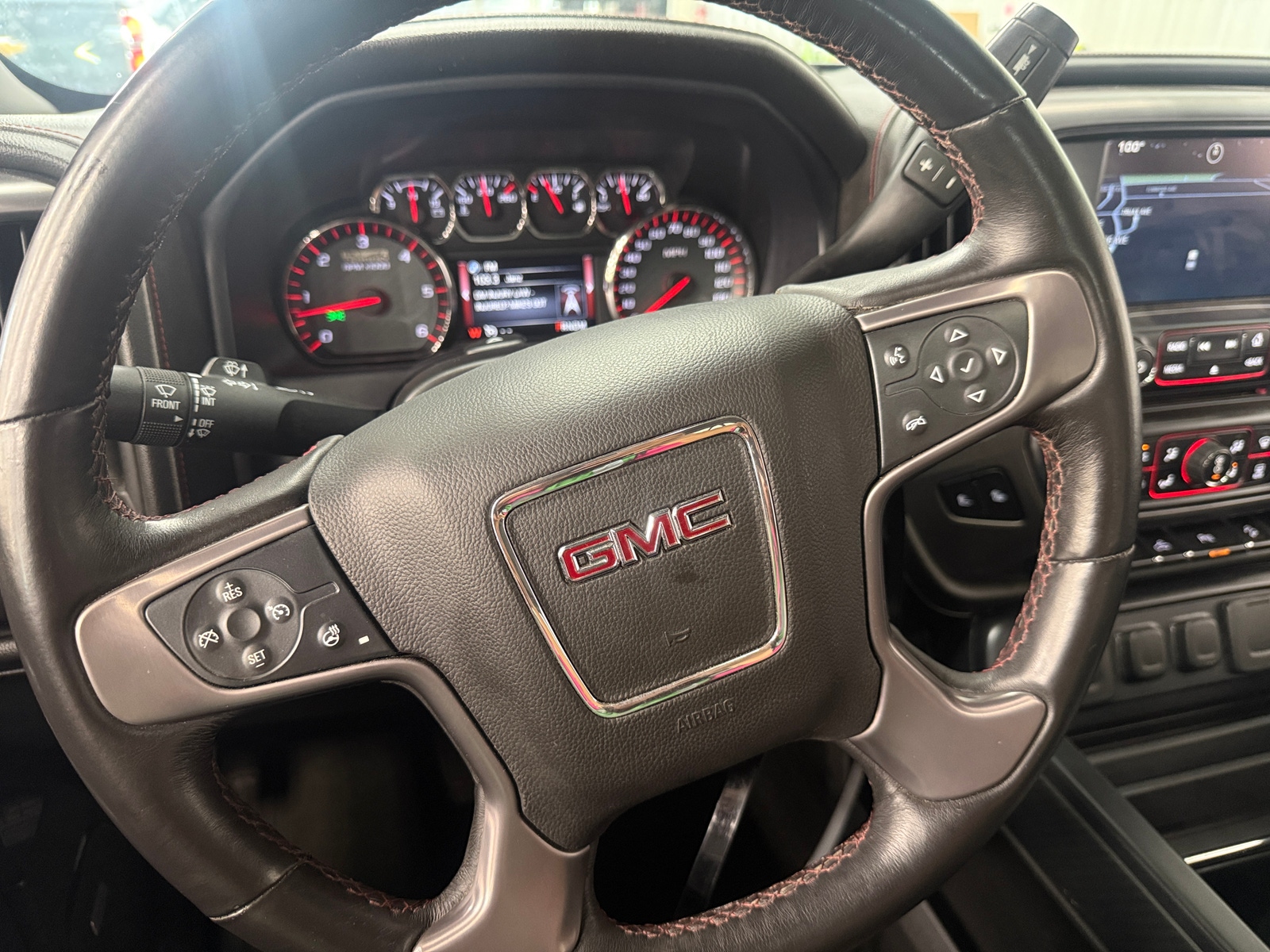 Thumbnail: 2015 GMC Sierra 1500 - 4