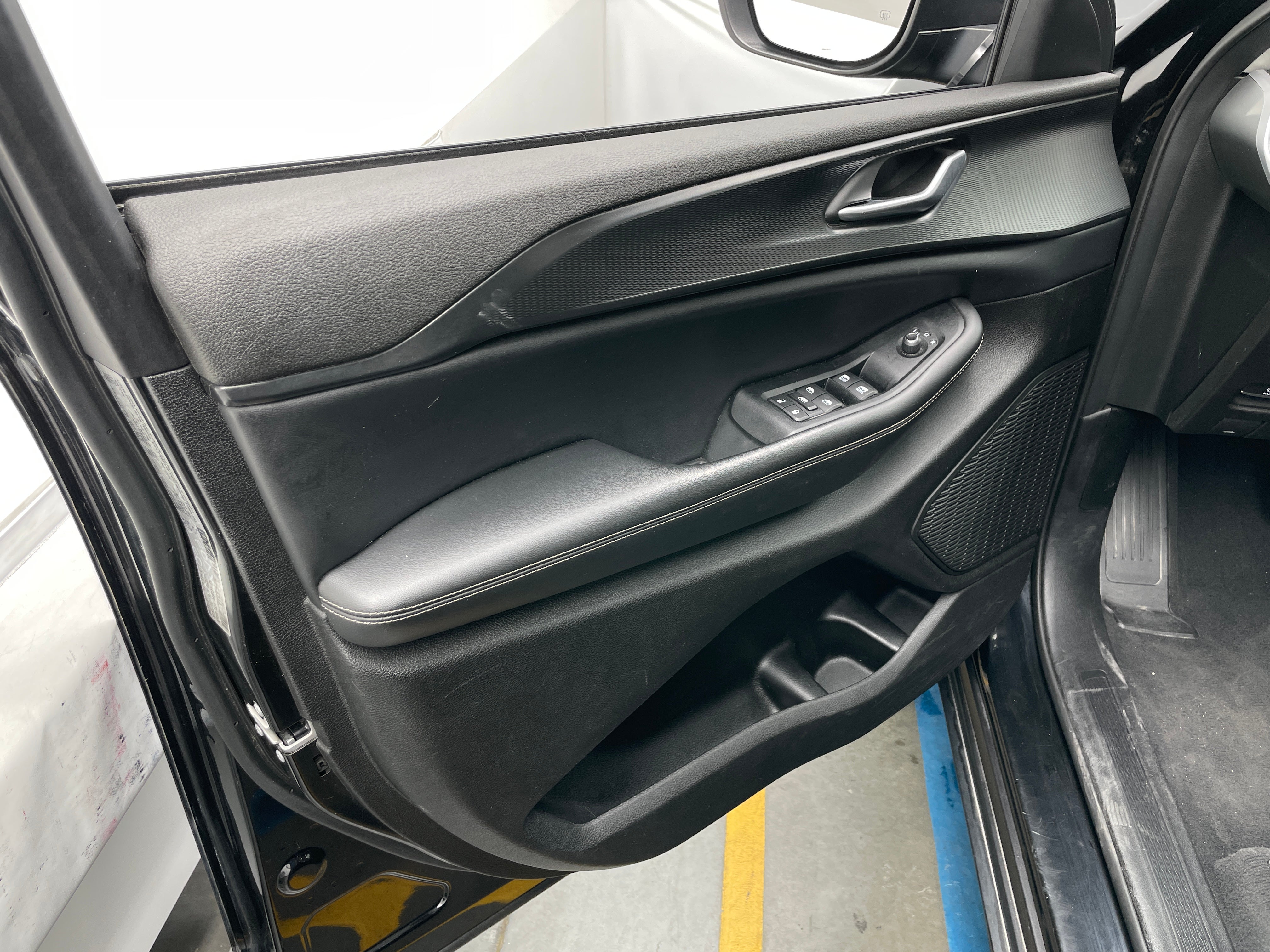 2023 Jeep Grand Cherokee L Laredo - Photo 9