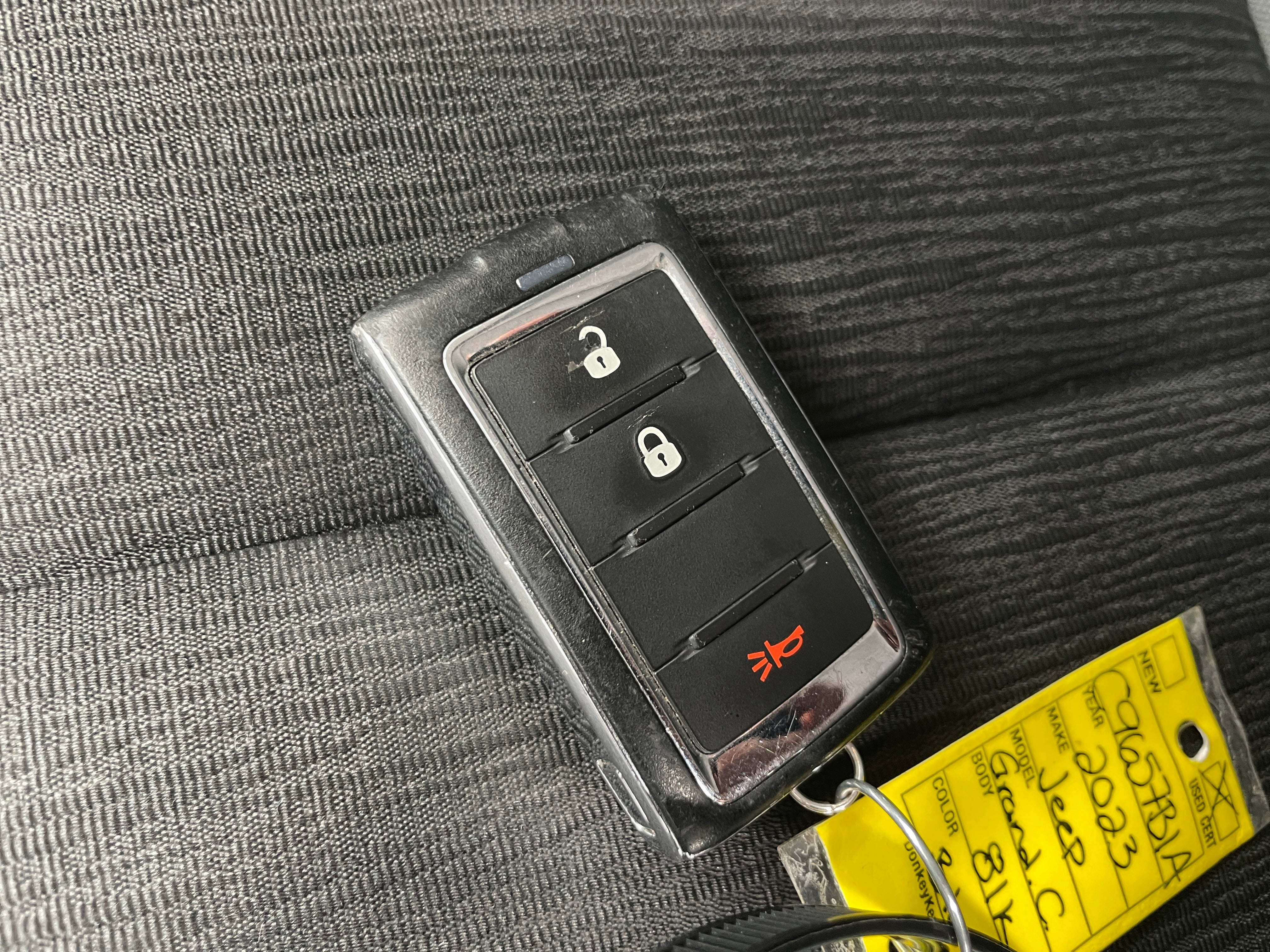 2023 Jeep Grand Cherokee L Laredo - Photo 15