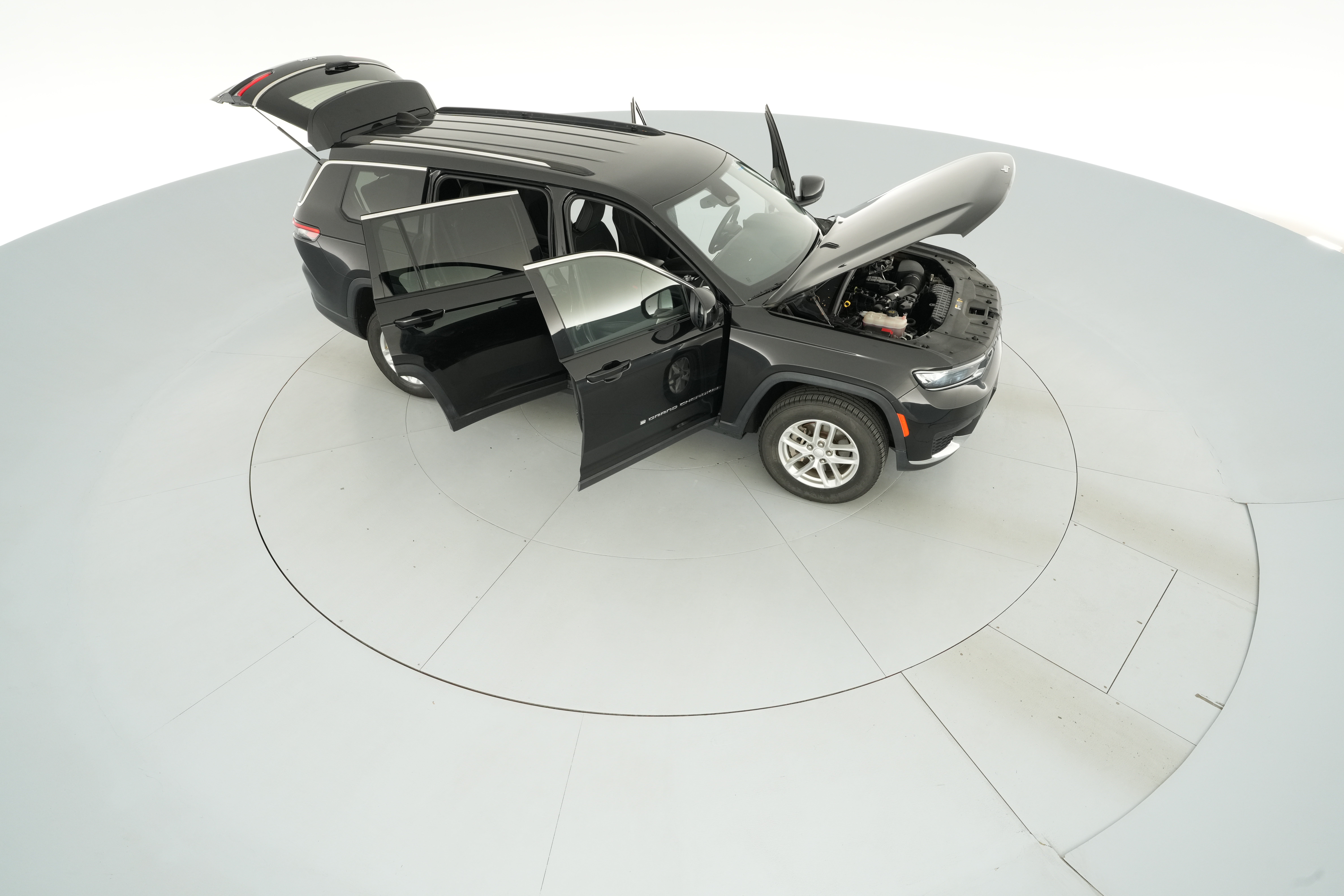 2023 Jeep Grand Cherokee L Laredo - Photo 54