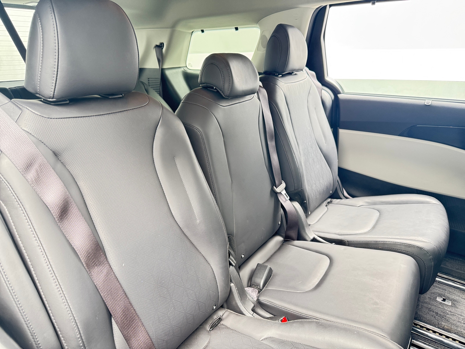 Thumbnail: 2024 Kia Carnival - 5