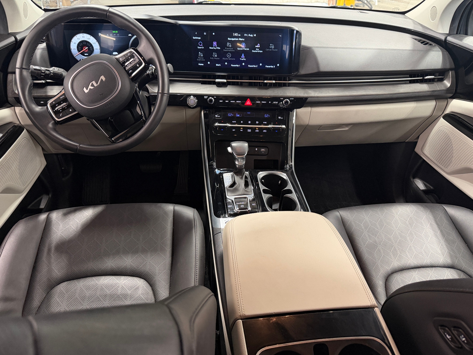 Thumbnail: 2024 Kia Carnival - 2