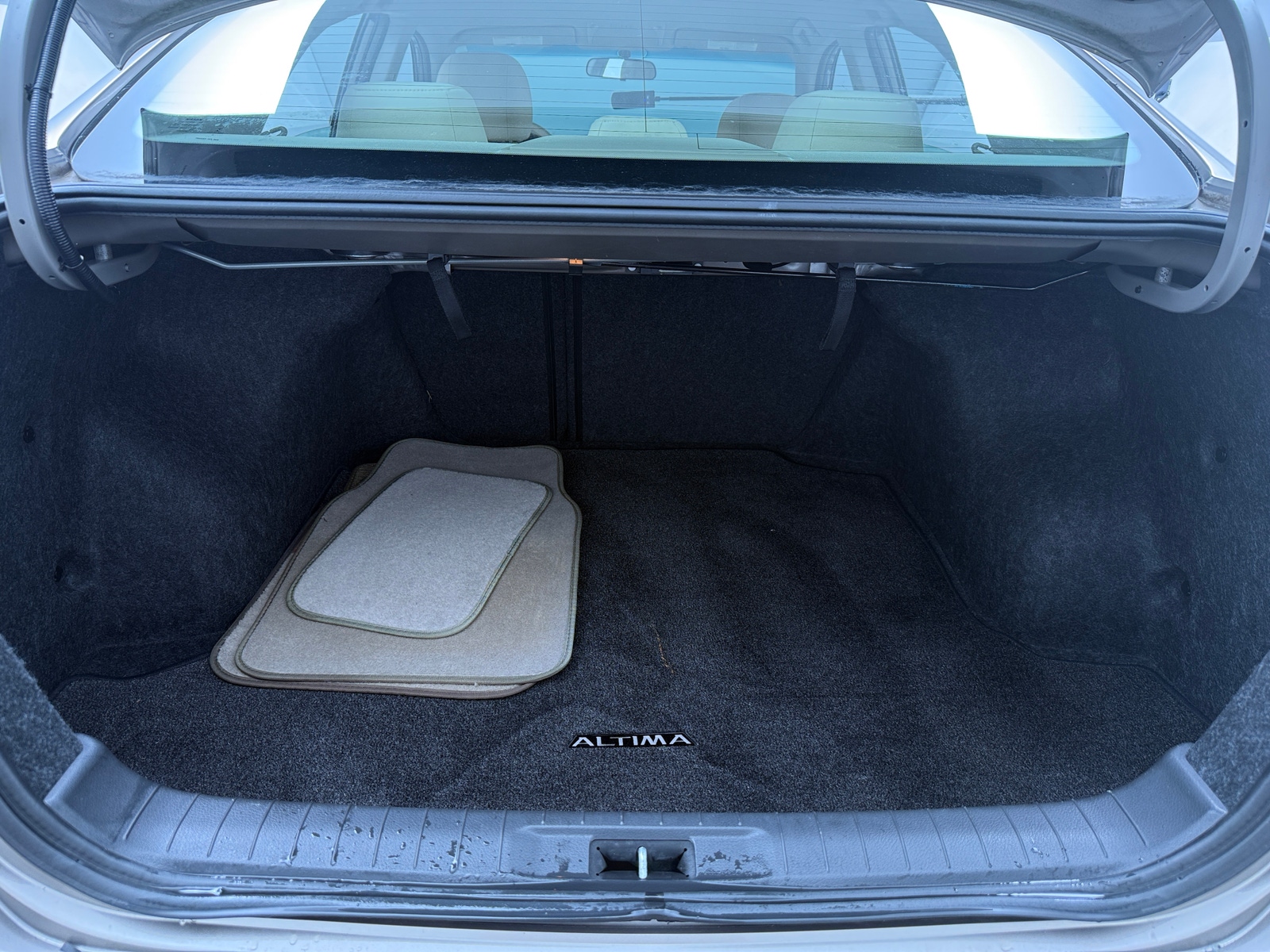 Thumbnail: 2015 Nissan Altima - 7