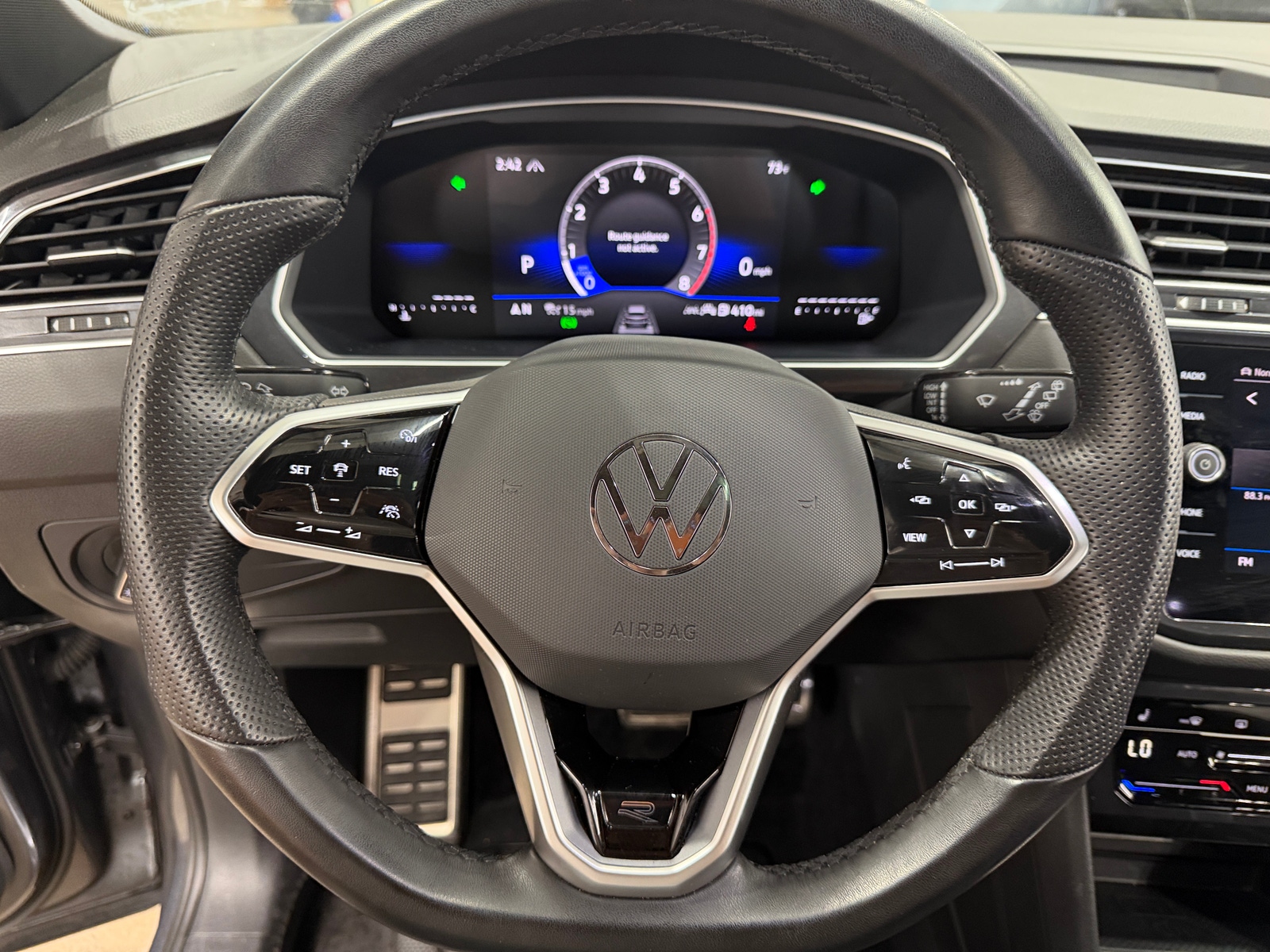 Thumbnail: 2024 Volkswagen Tiguan - 4