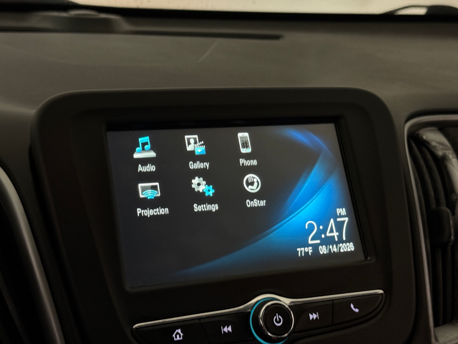 Thumbnail: 2018 Chevrolet Malibu - 4