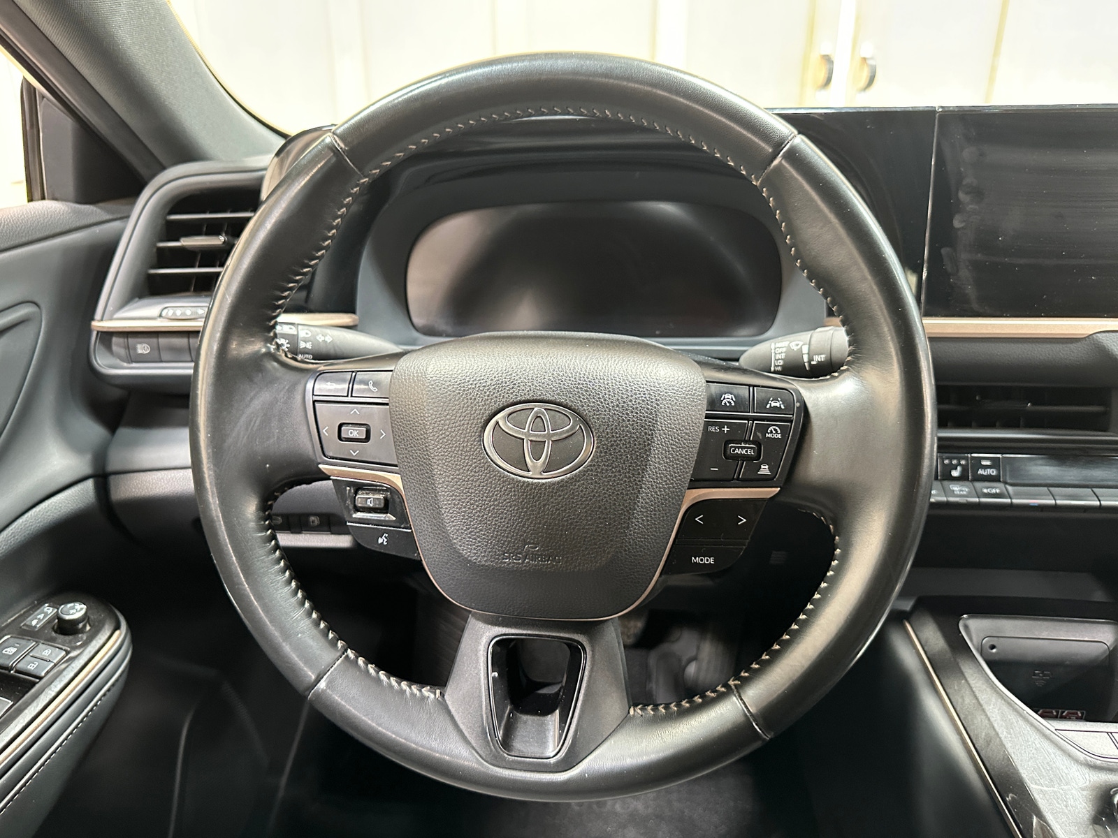 Thumbnail: 2024 Toyota Crown - 5