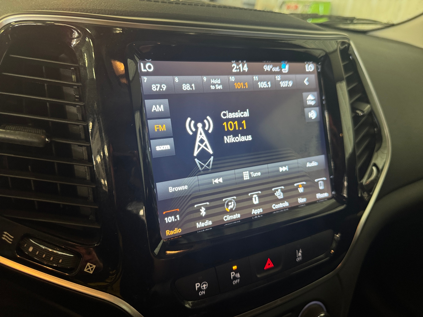 Thumbnail: 2019 Jeep Cherokee - 3