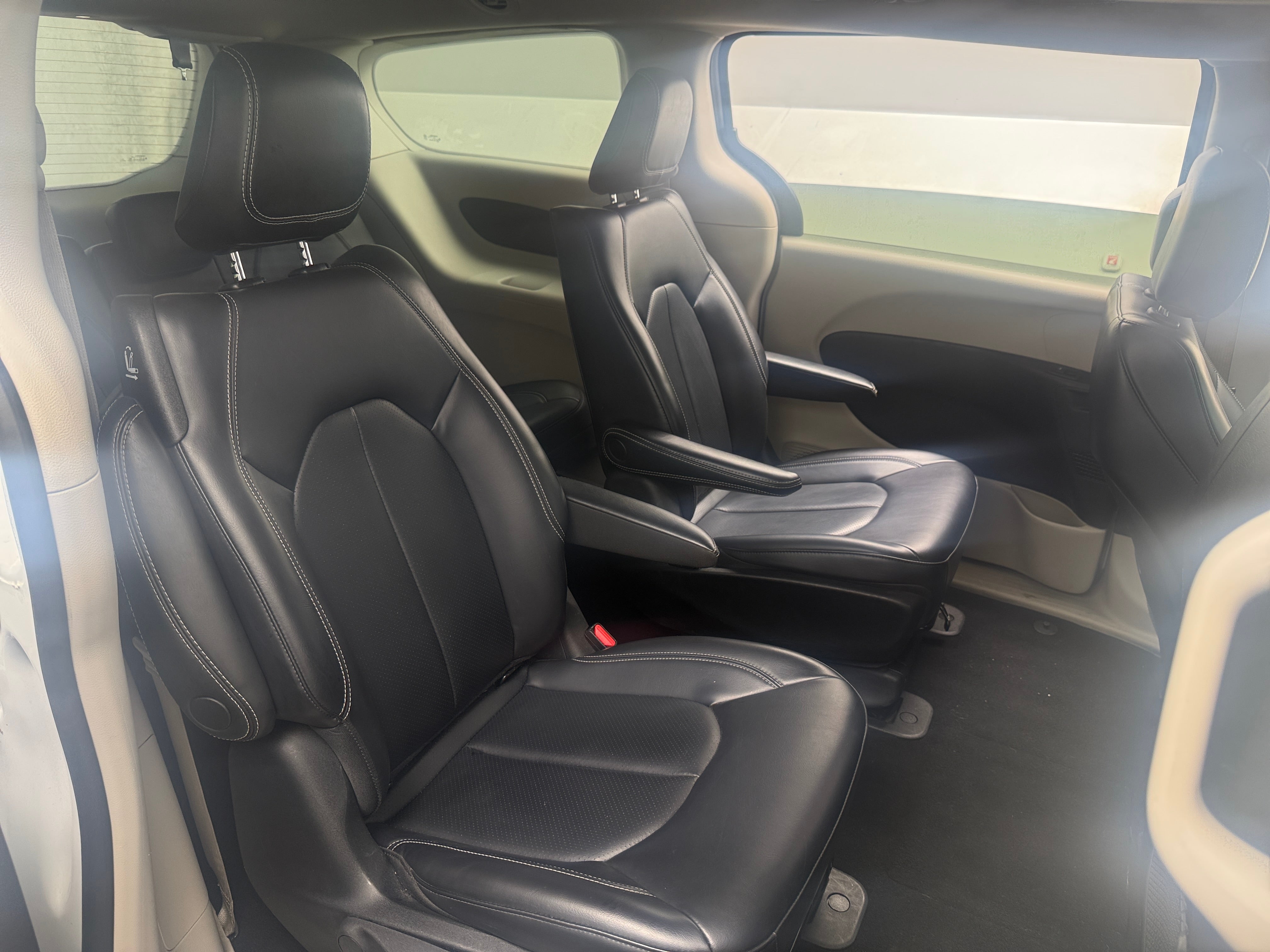 2023 Chrysler Pacifica Hybrid