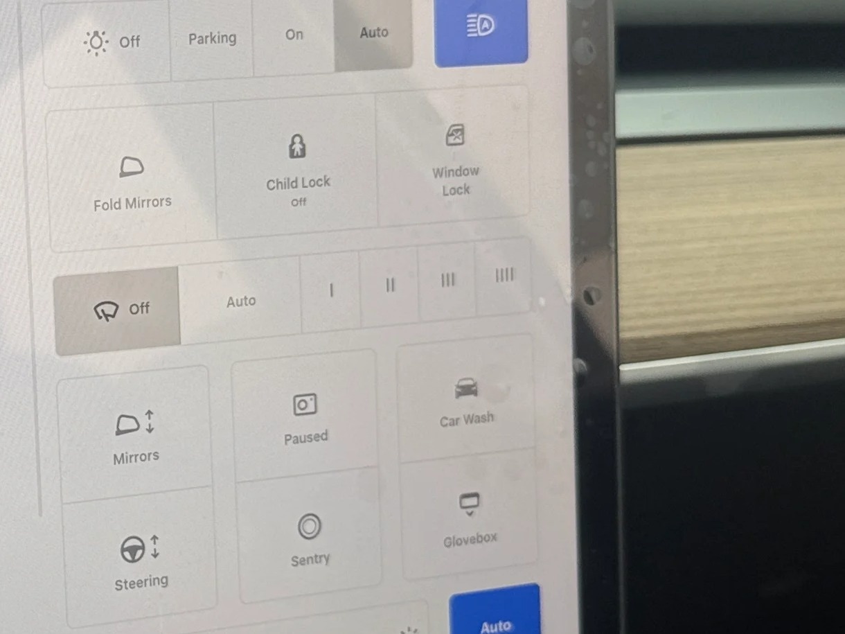 Thumbnail: 2024 Tesla Model Y - 3