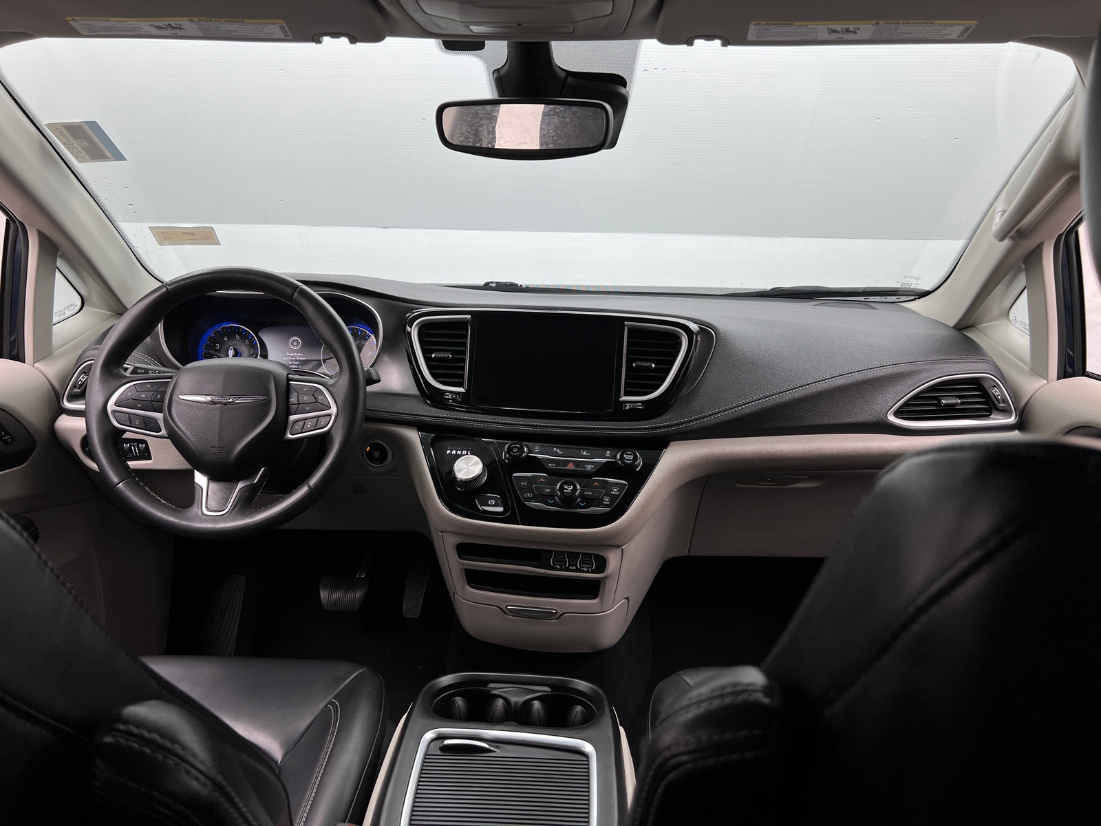 Thumbnail: 2023 Chrysler Pacifica - 2