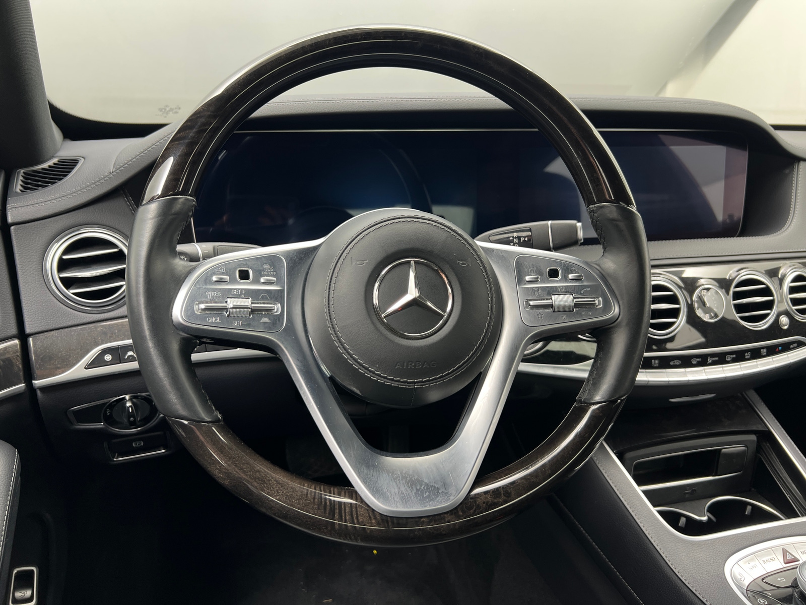 Thumbnail: 2019 Mercedes-Benz S-Class - 4