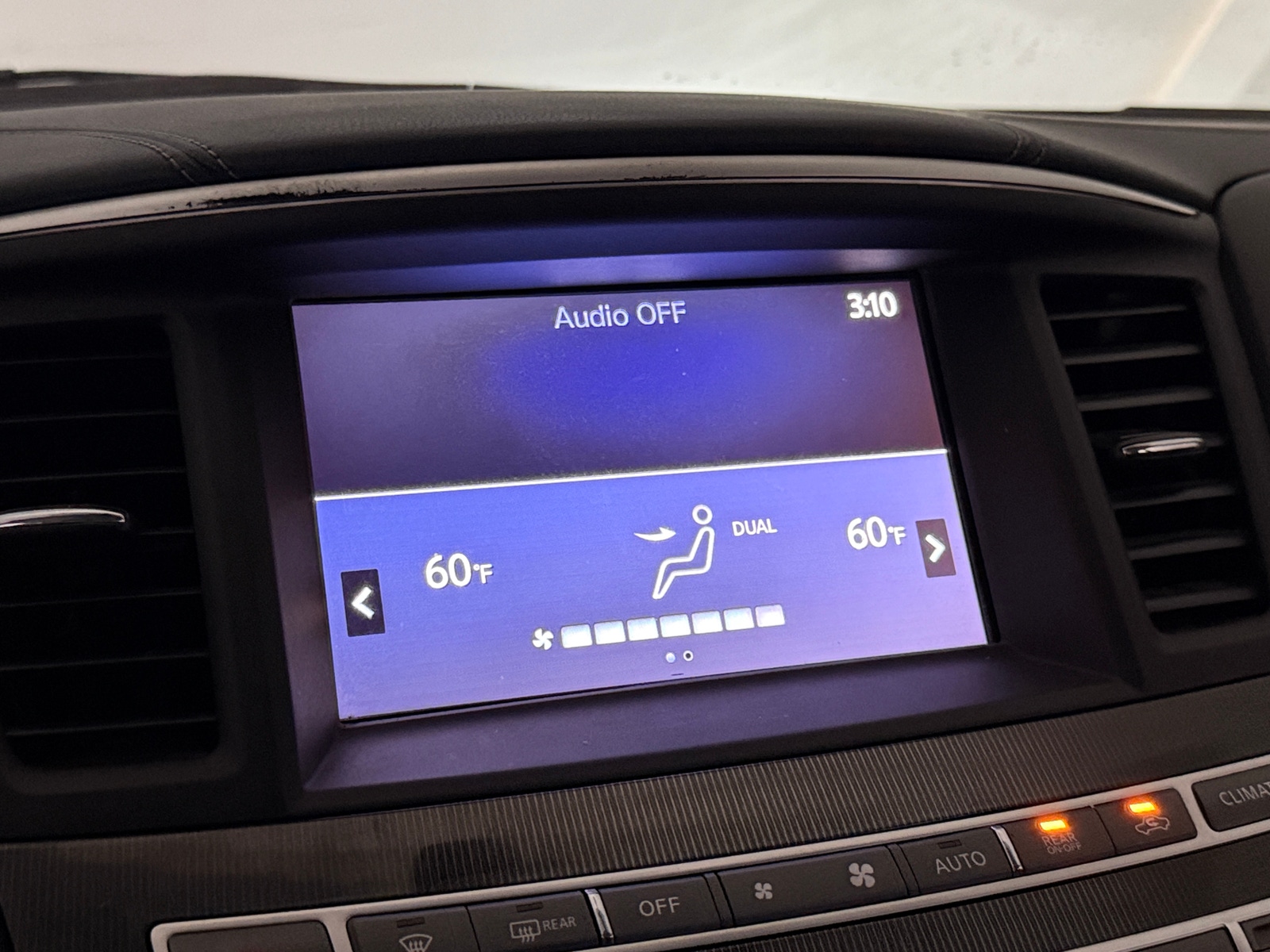 Thumbnail: 2017 INFINITI QX60 - 3