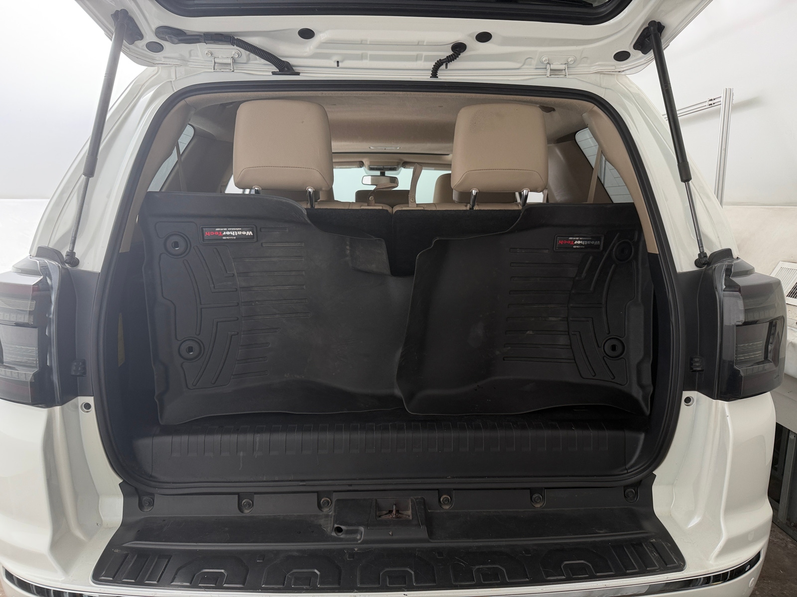 Thumbnail: 2018 Toyota 4Runner - 7