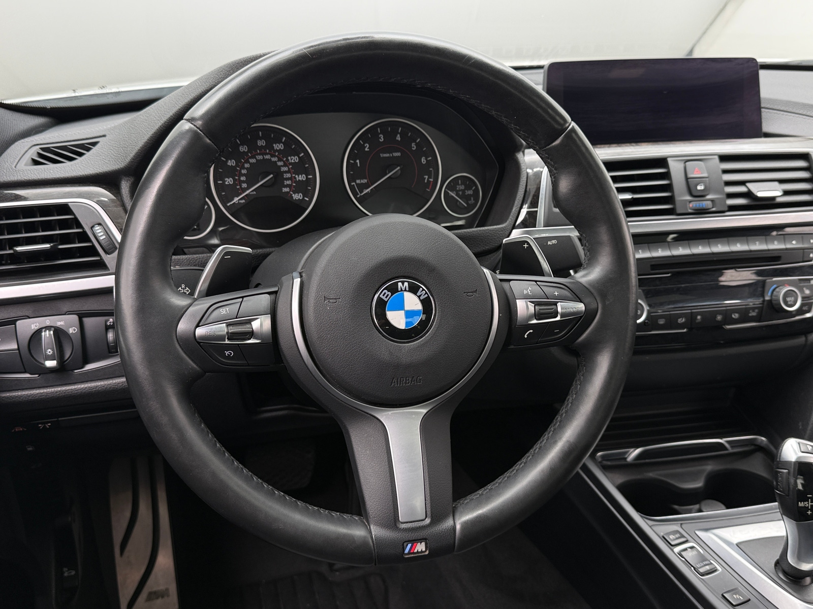 Thumbnail: 2018 BMW 3 Series - 4
