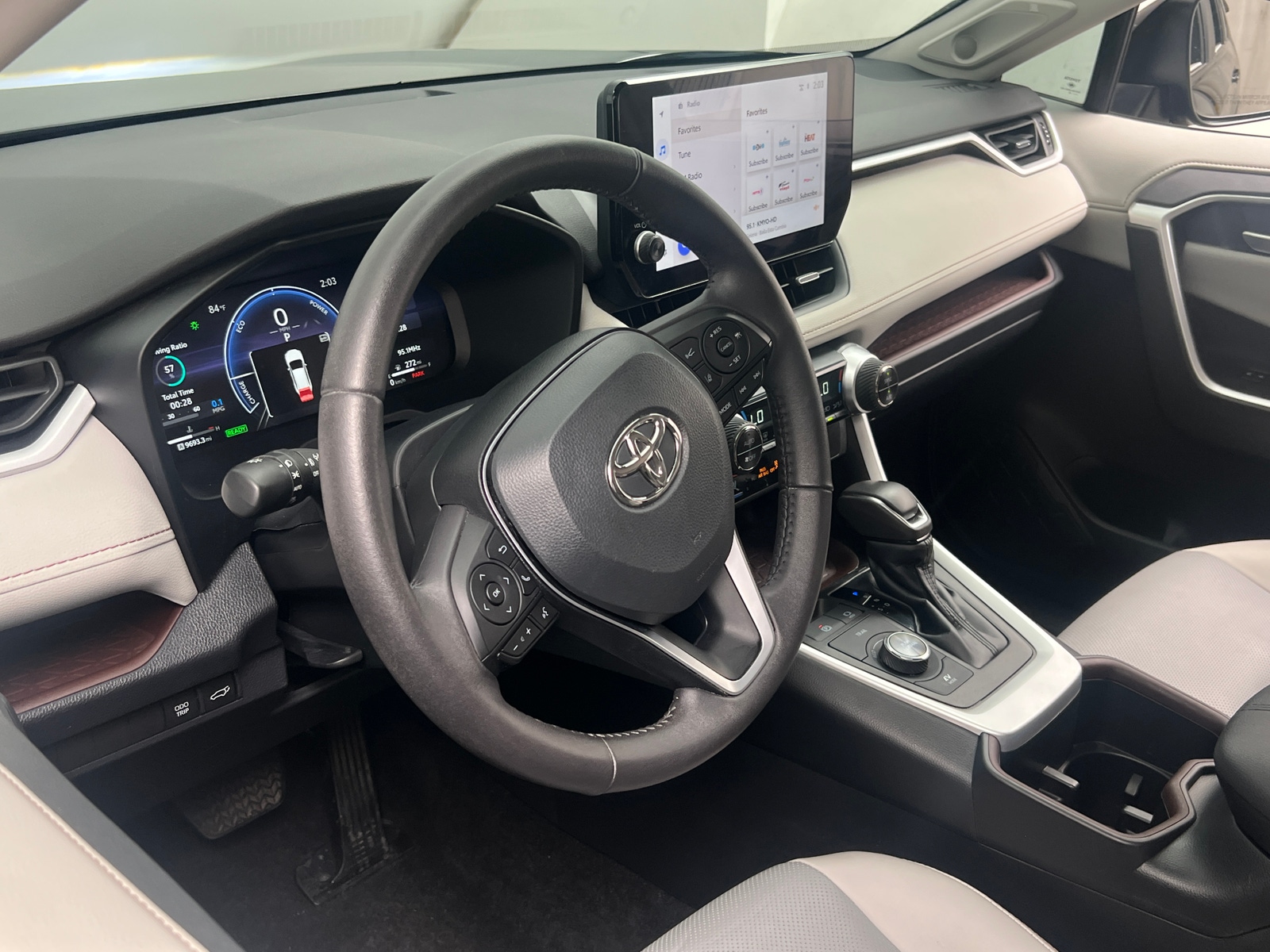 Thumbnail: 2023 Toyota RAV4 - 4