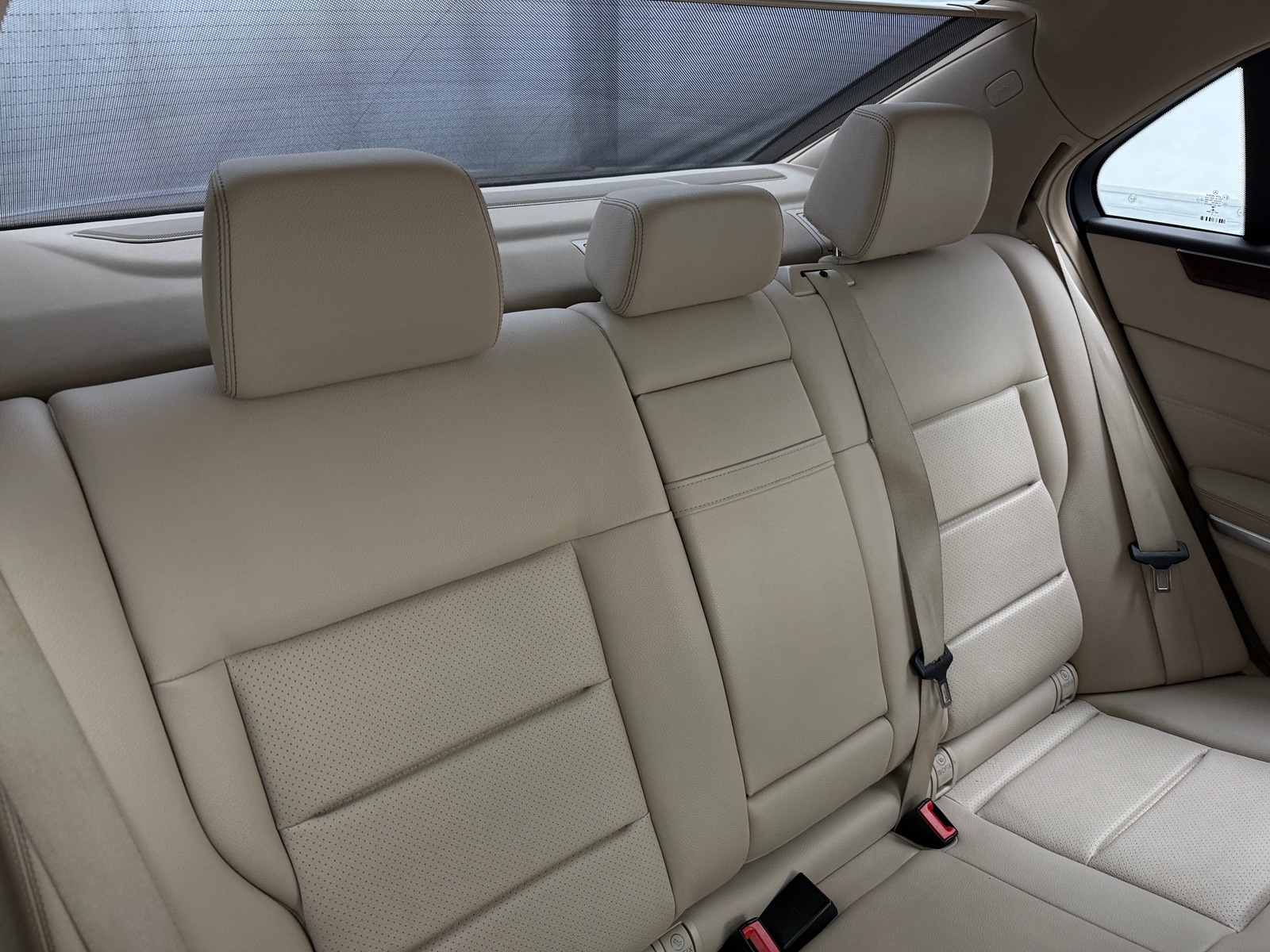 Thumbnail: 2016 Mercedes-Benz E-Class - 5