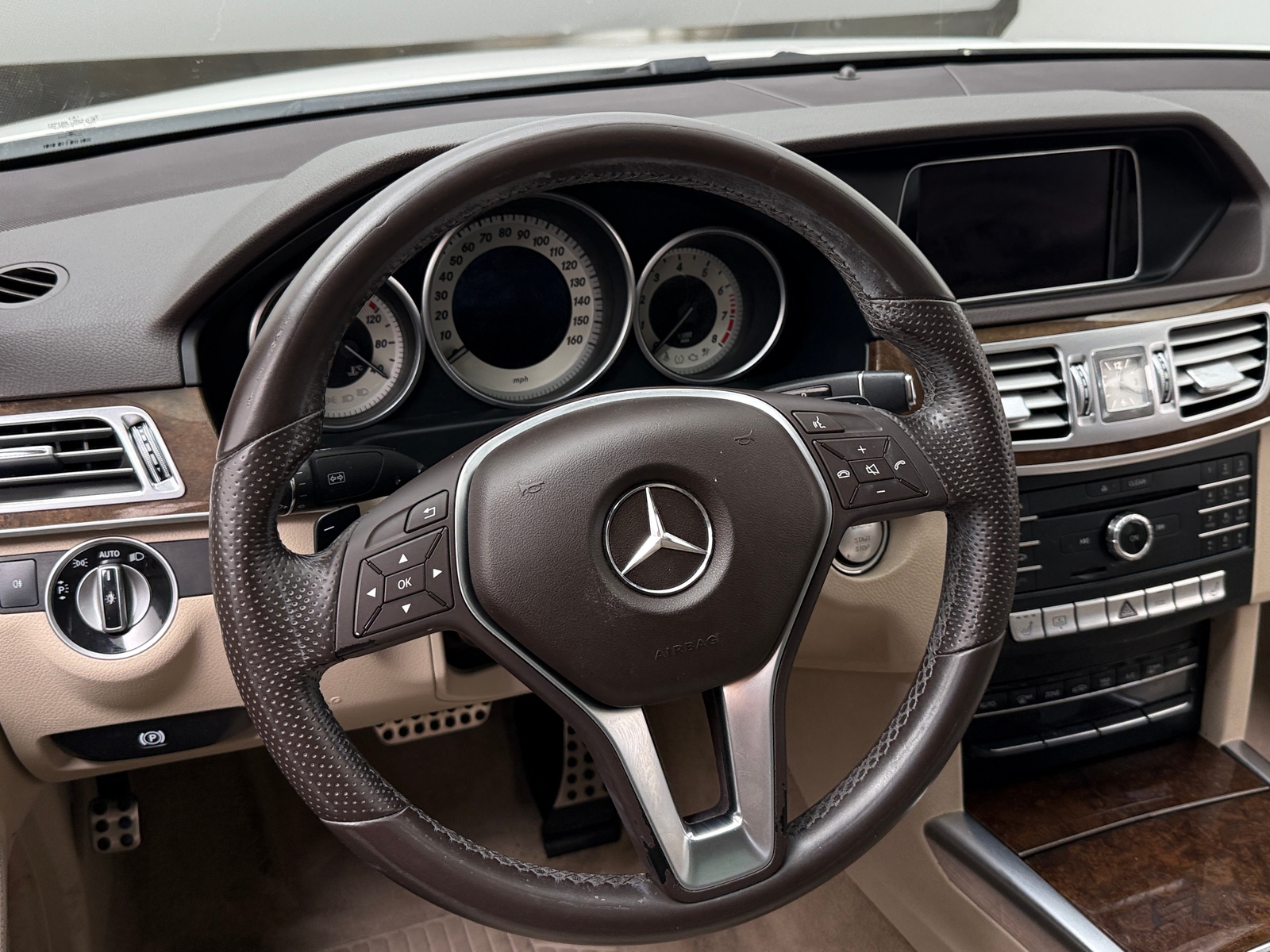 Thumbnail: 2016 Mercedes-Benz E-Class - 4