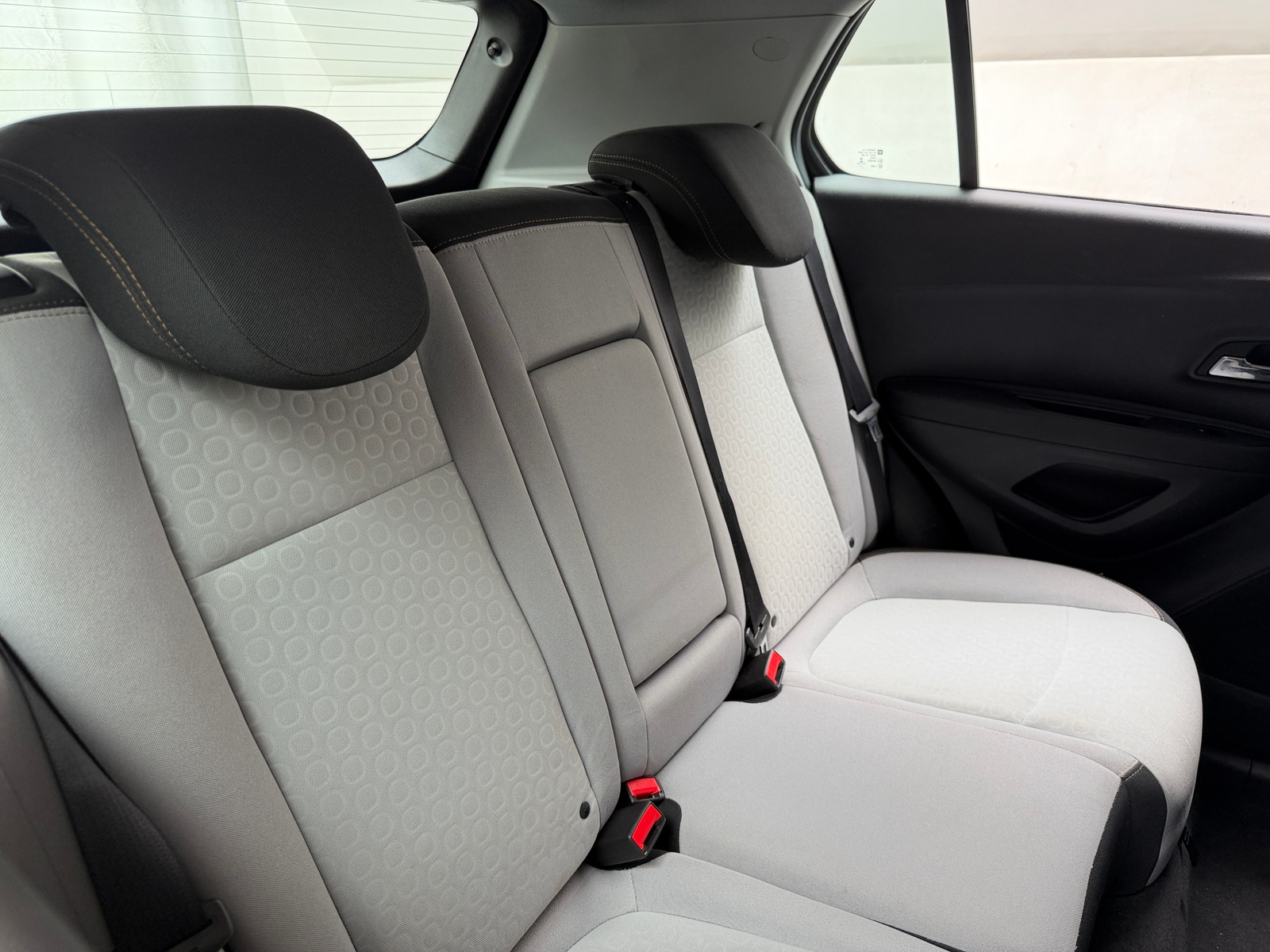 Thumbnail: 2018 Chevrolet Trax - 6