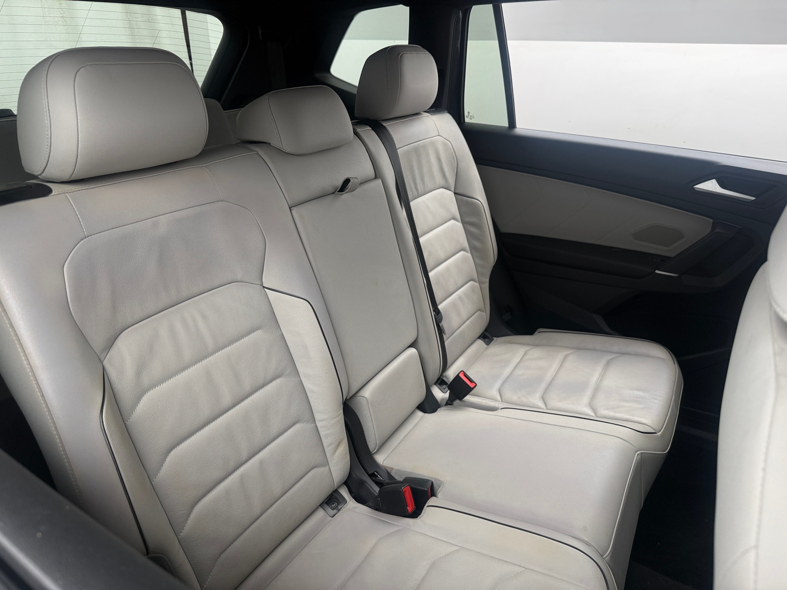 Thumbnail: 2020 Volkswagen Tiguan - 5
