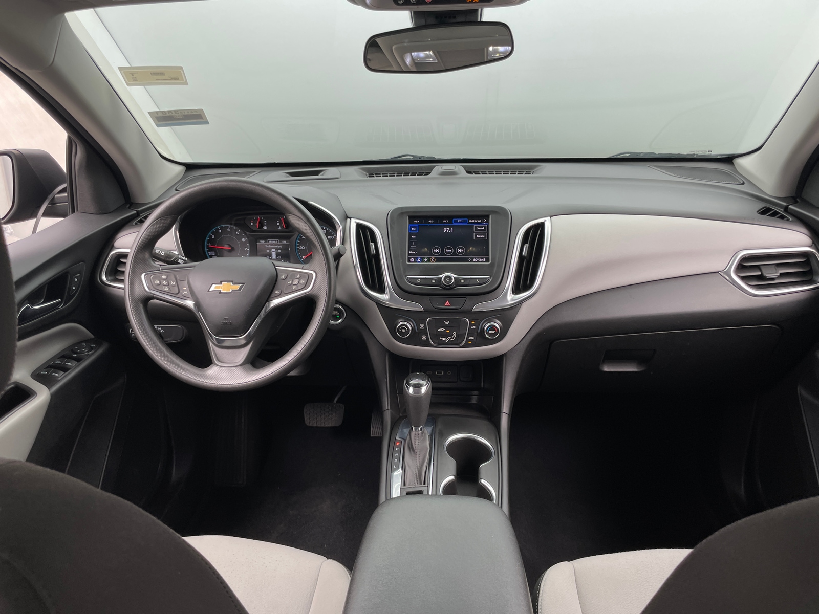 Thumbnail: 2021 Chevrolet Equinox - 3